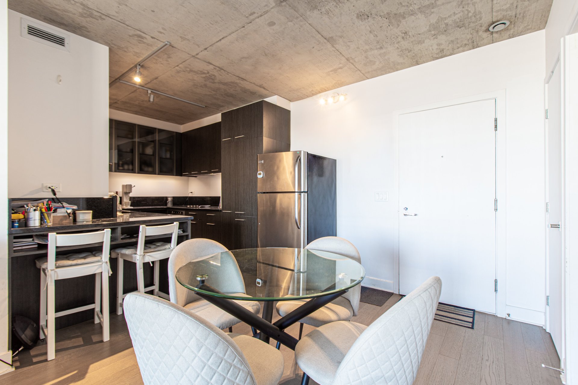 Photo - Dining room
