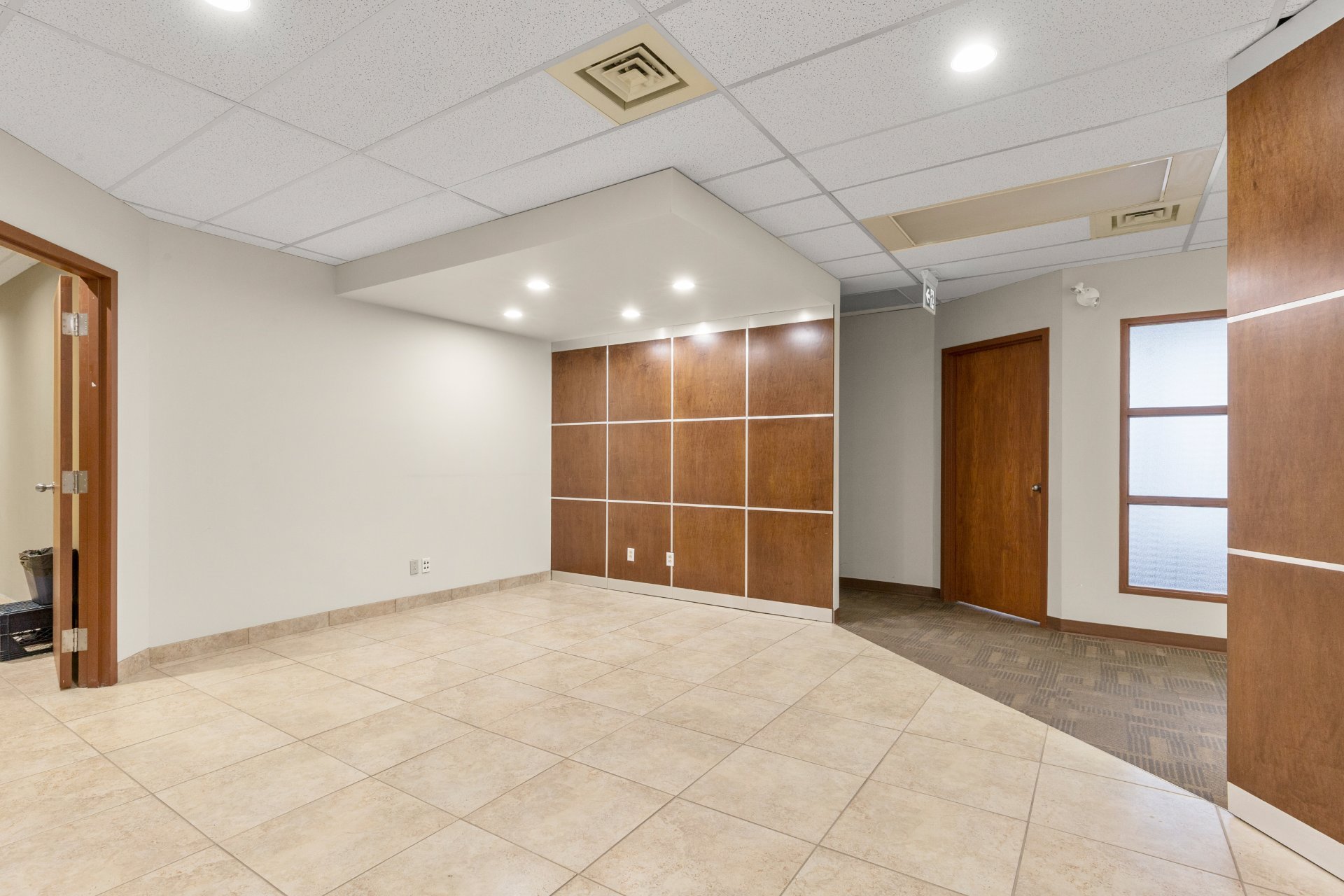 Photo - Secretaries' office