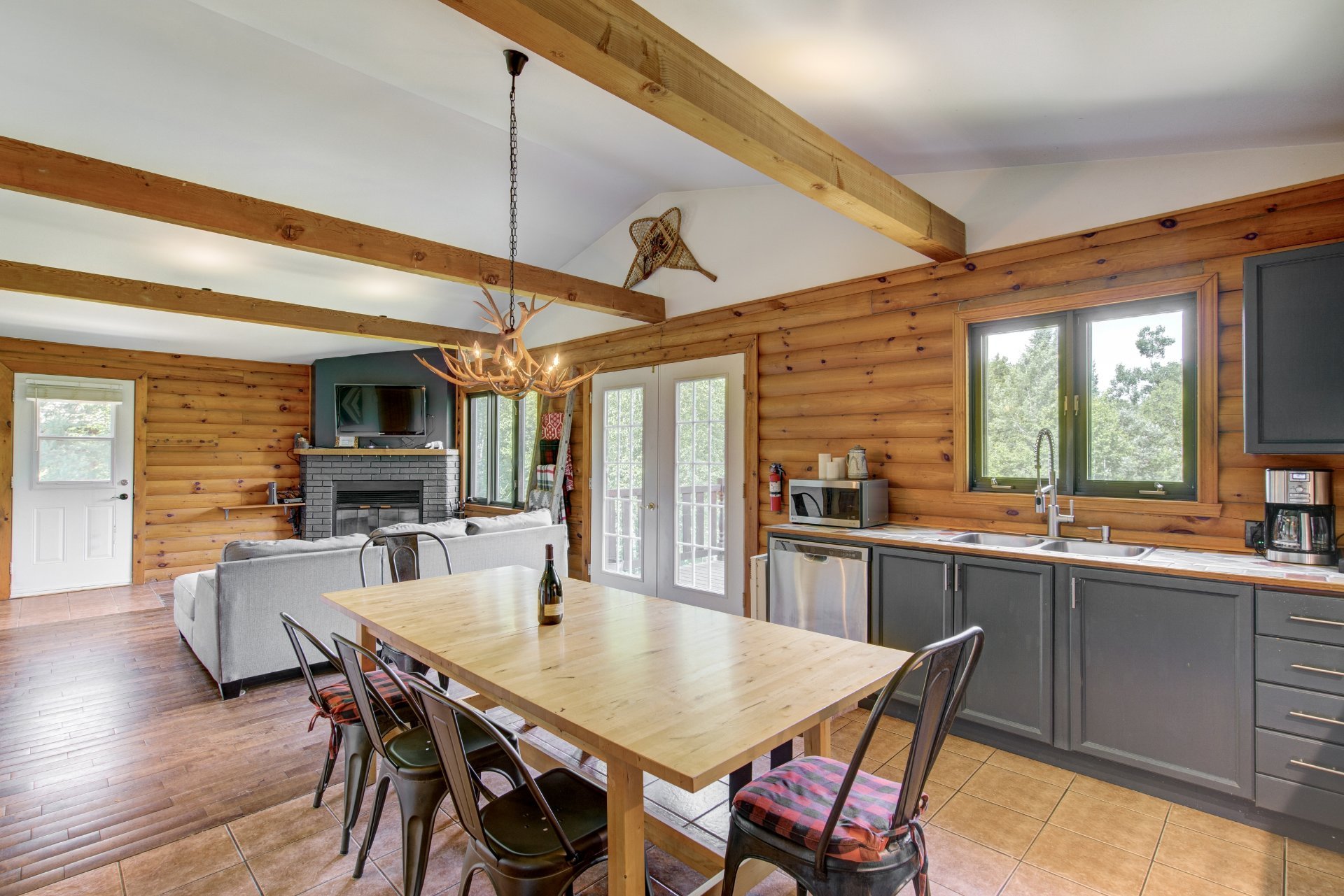 Photo - Salle à manger