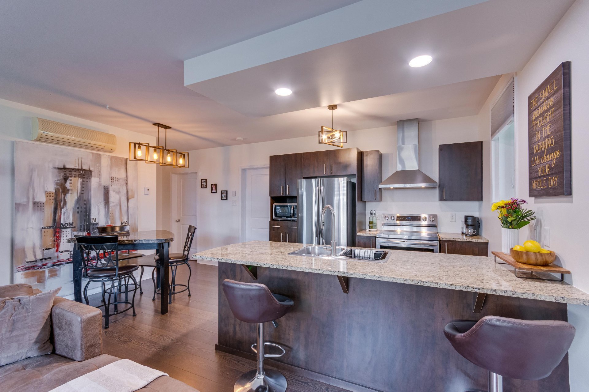 Photo - Kitchen