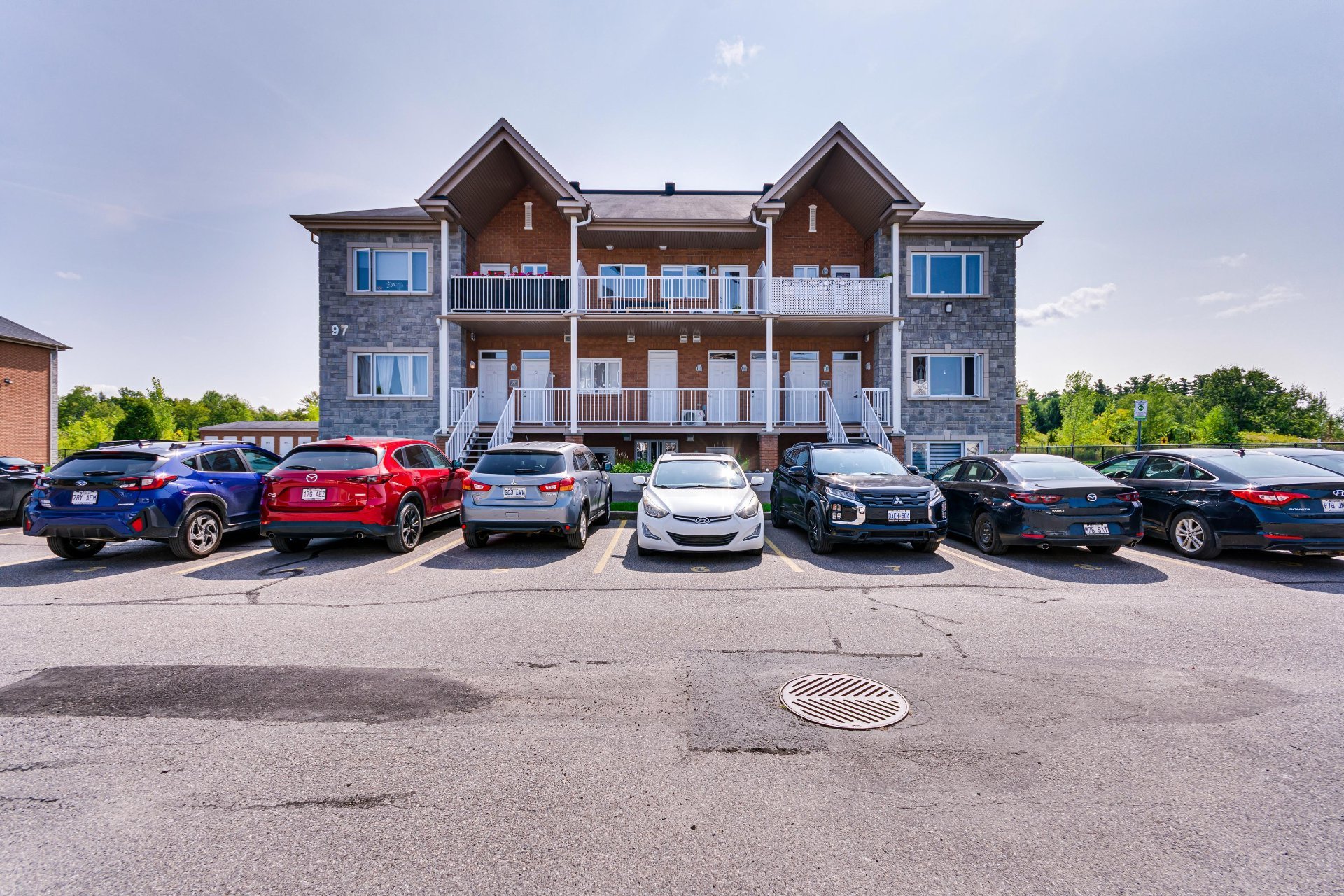 Photo - Frontage