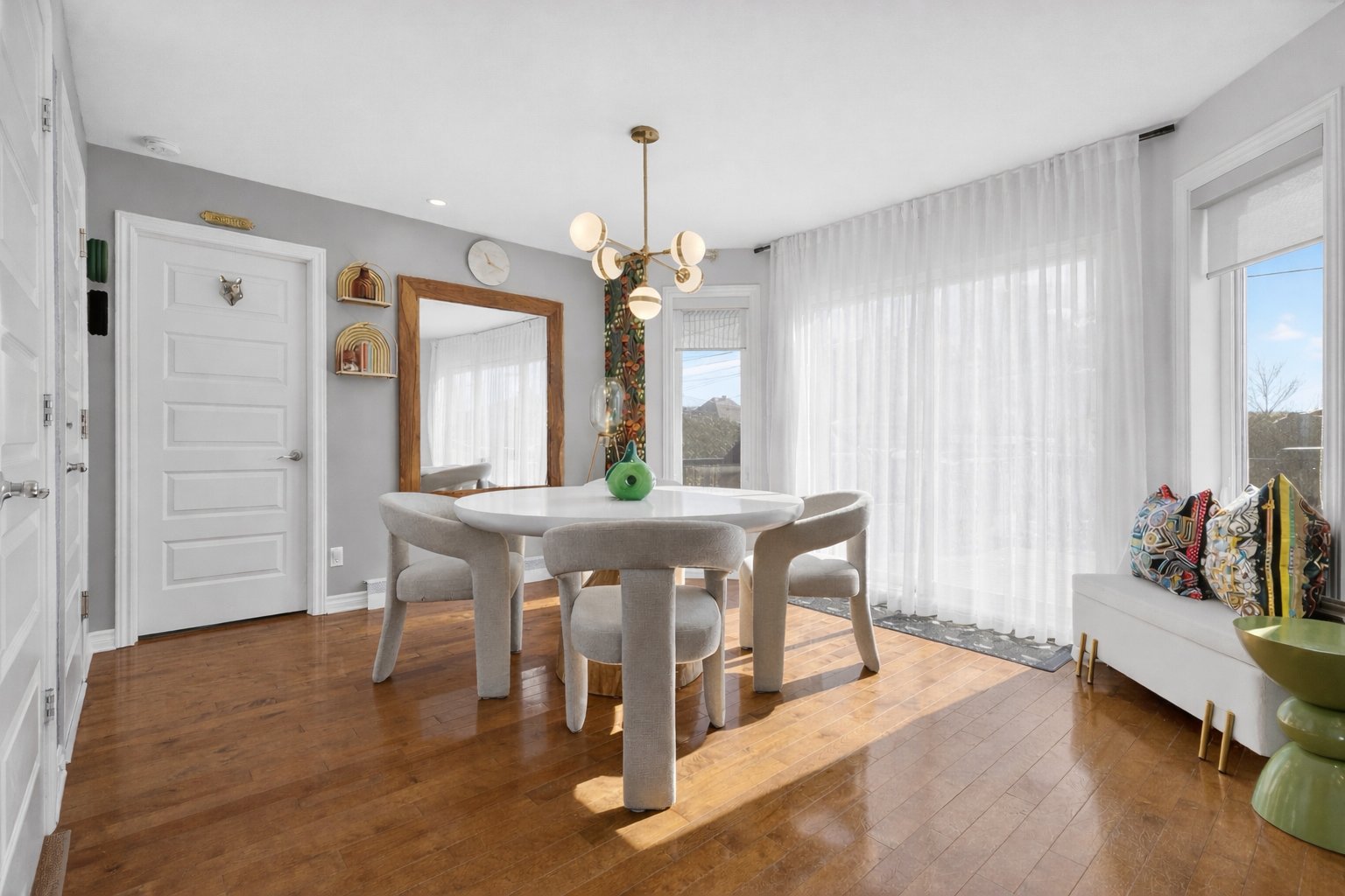 Photo - Salle à manger