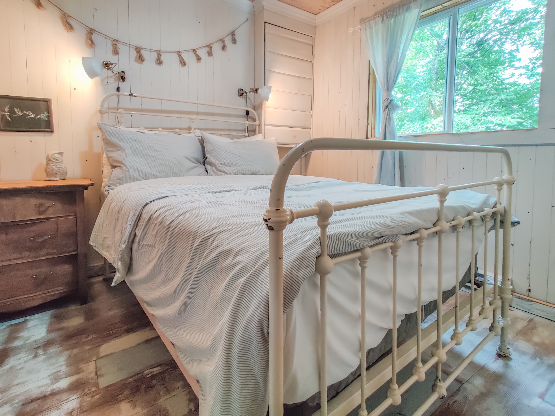 Photo - Bedroom