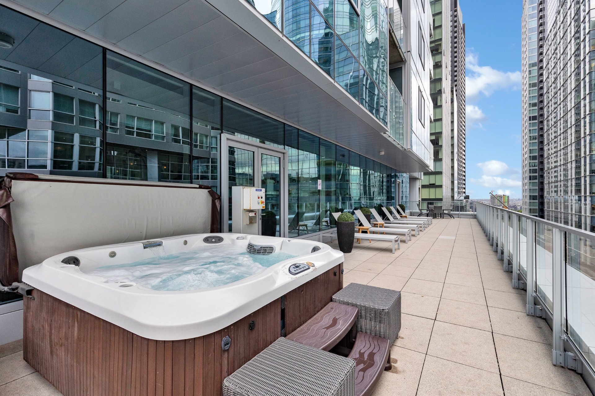 Photo - Hot tub