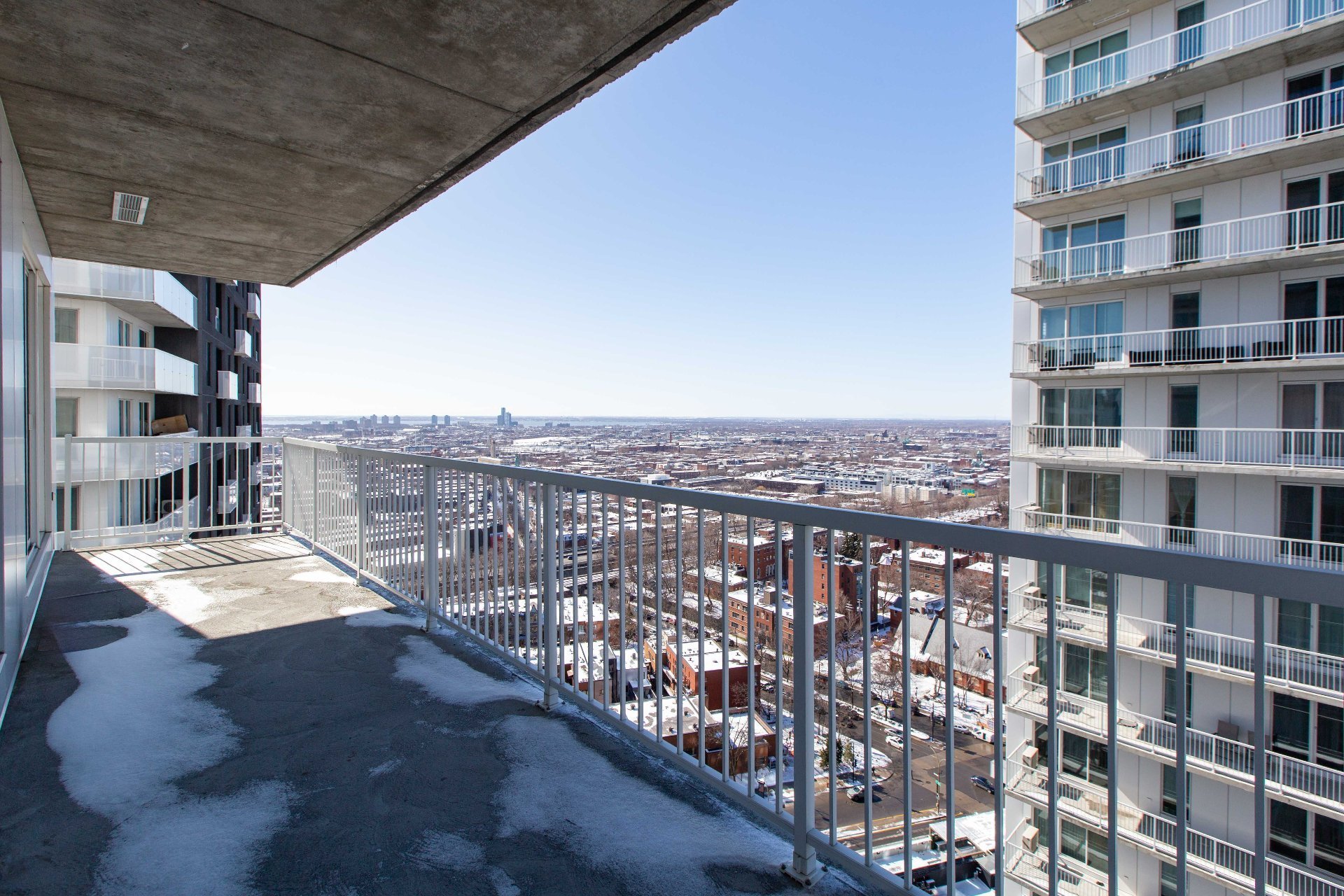 Photo - Balcon