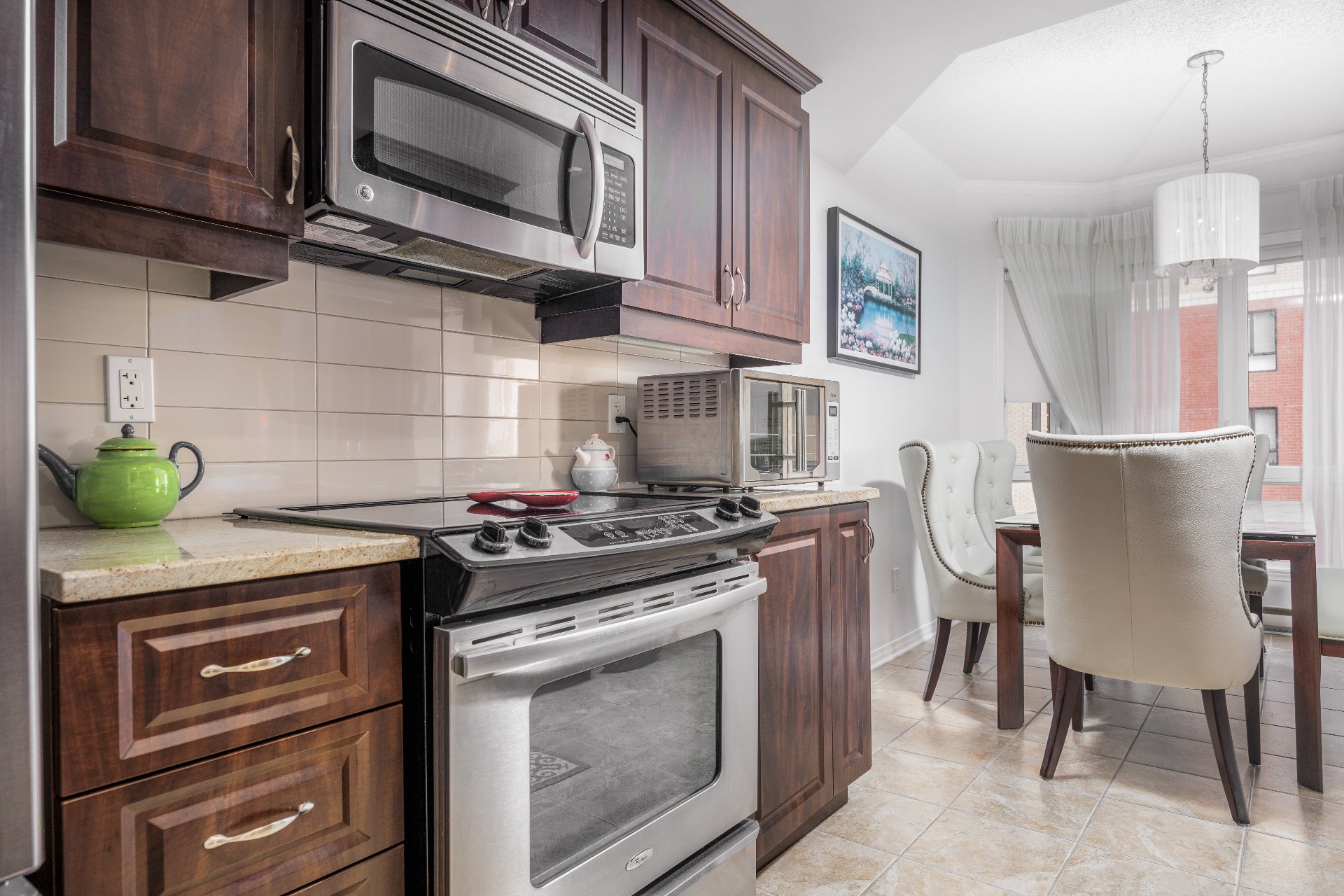 Photo - Kitchen