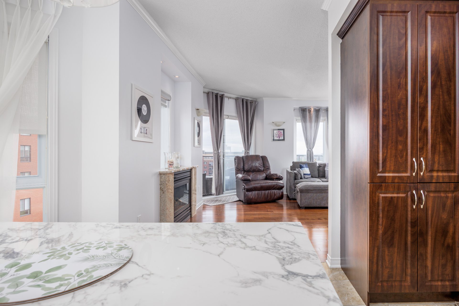 Photo - Interior