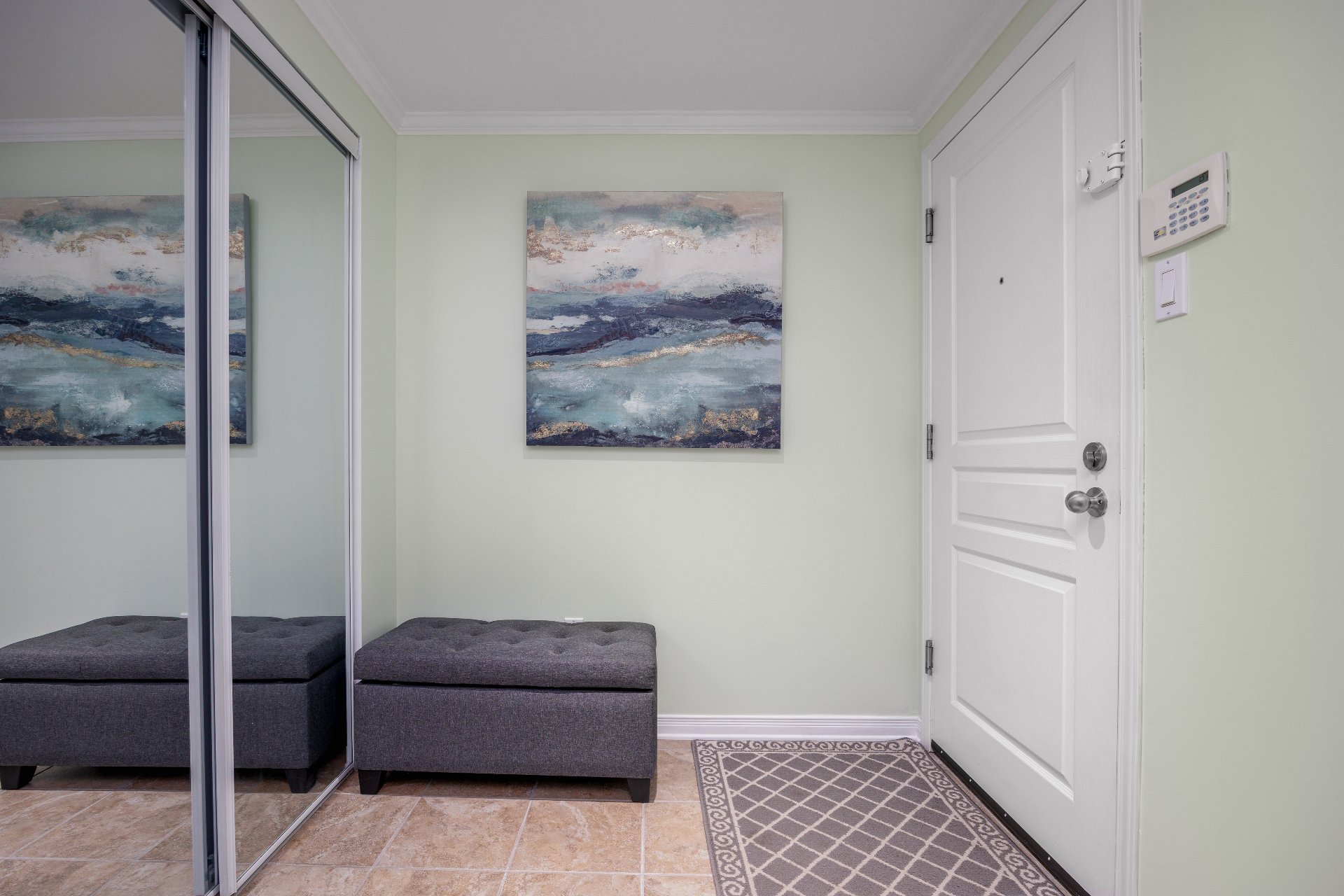 Photo - Hallway