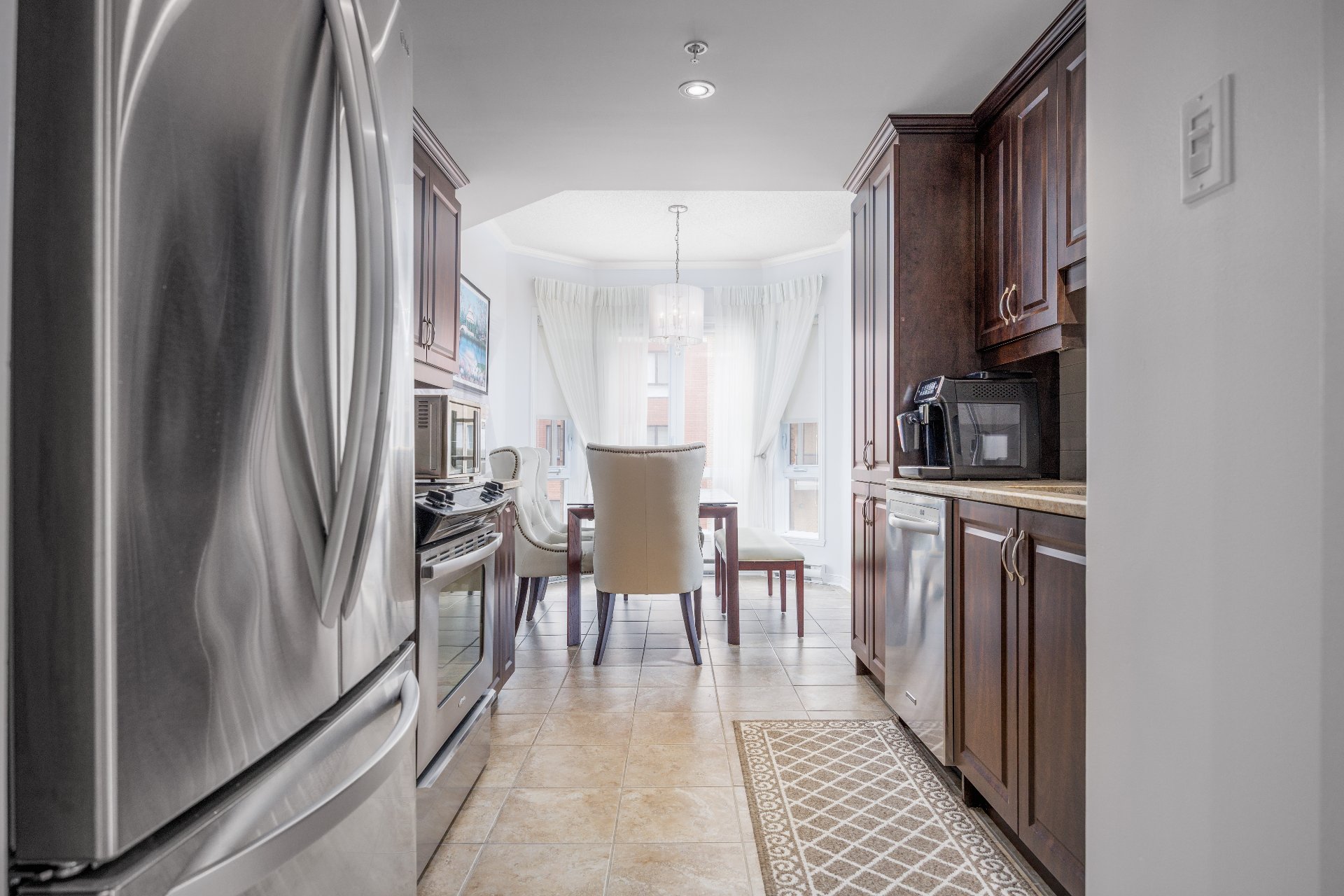 Photo - Kitchen