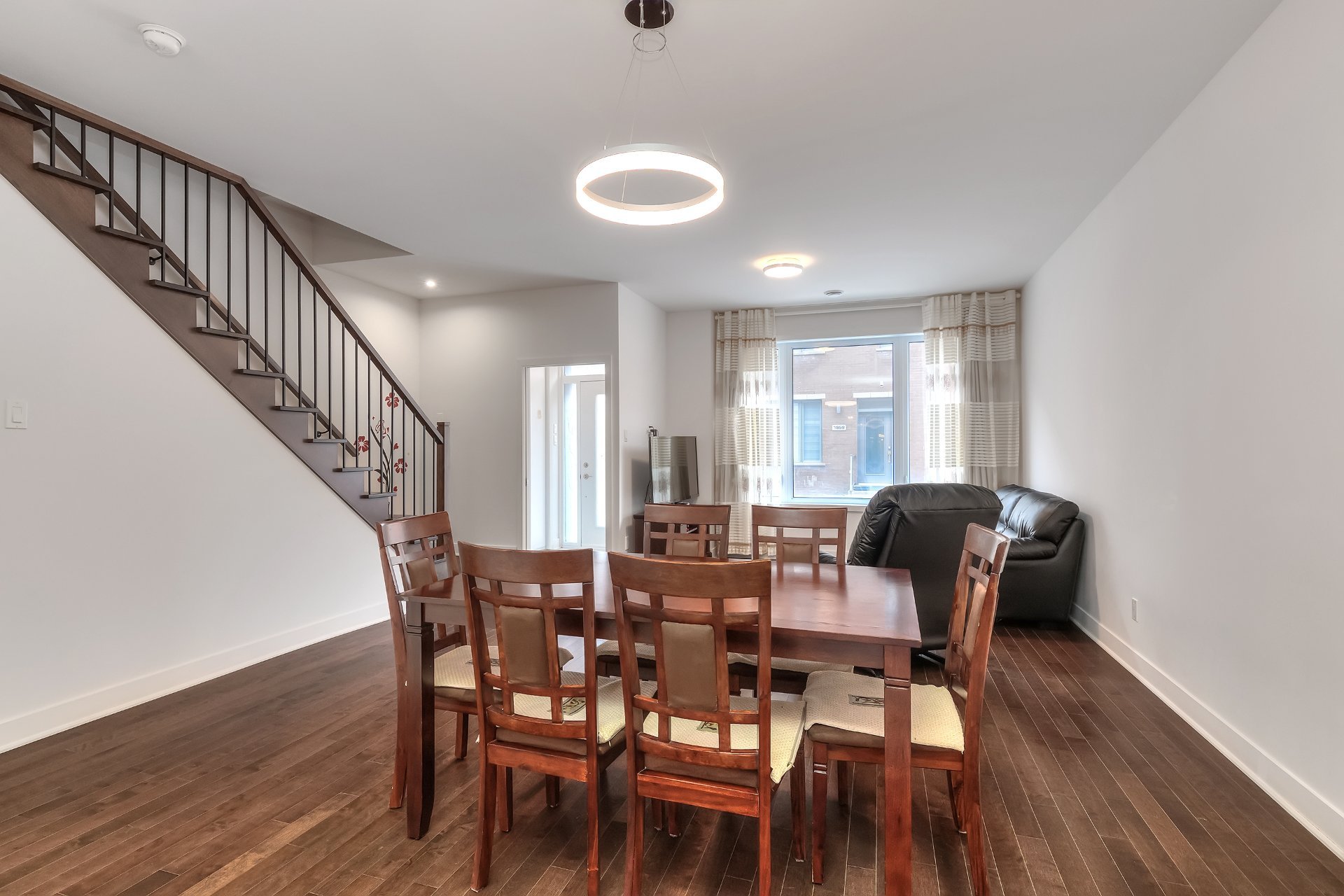 Photo - Dining room