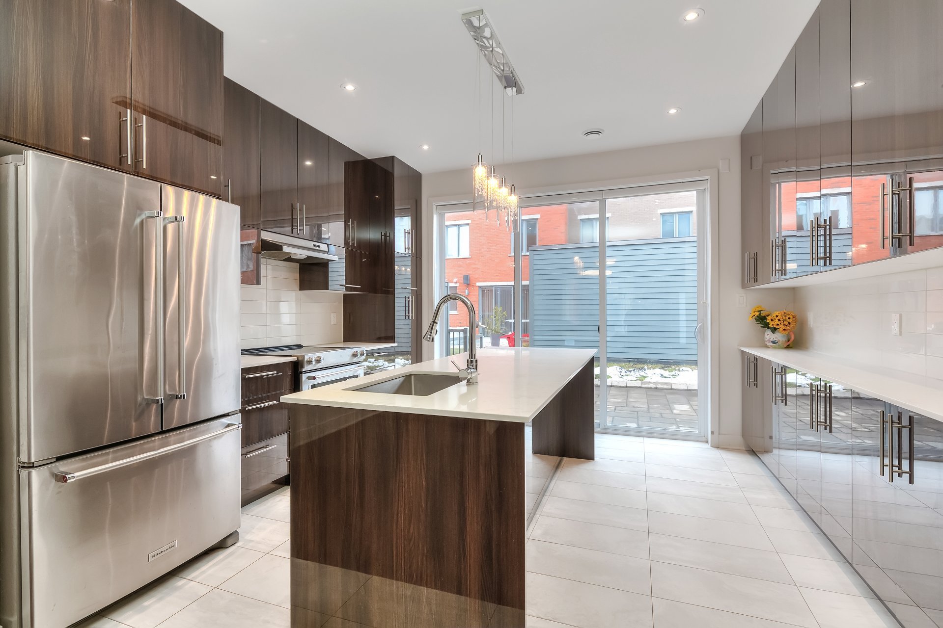 Photo - Kitchen