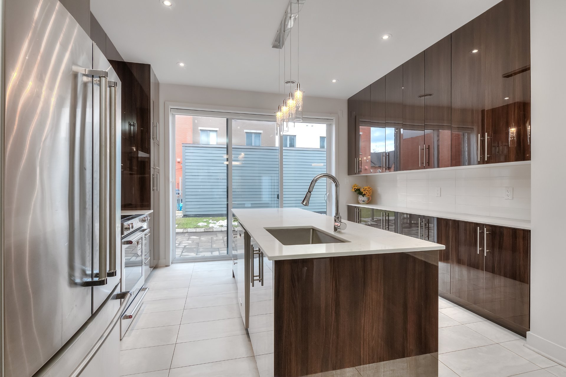 Photo - Kitchen
