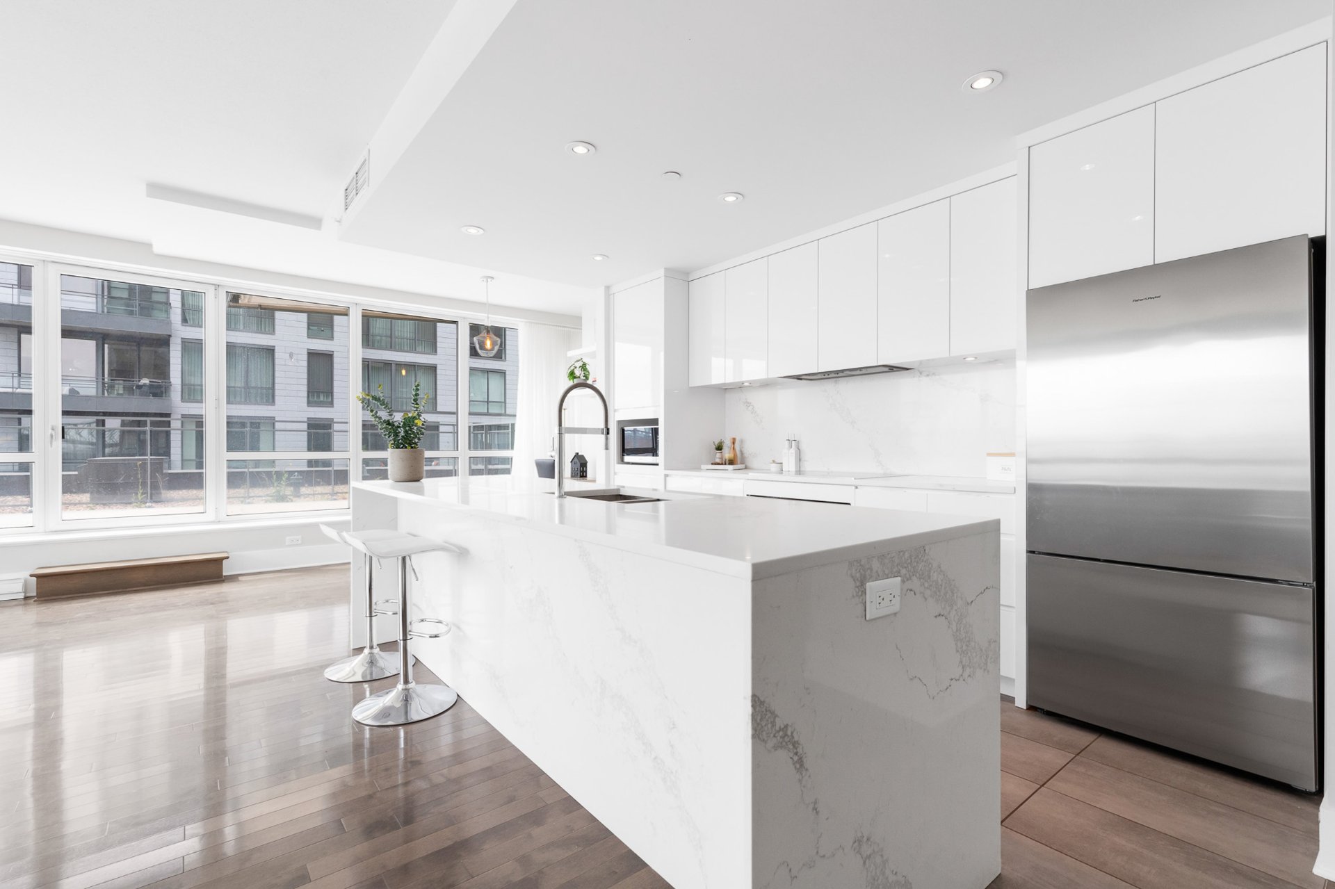 Photo - Kitchen