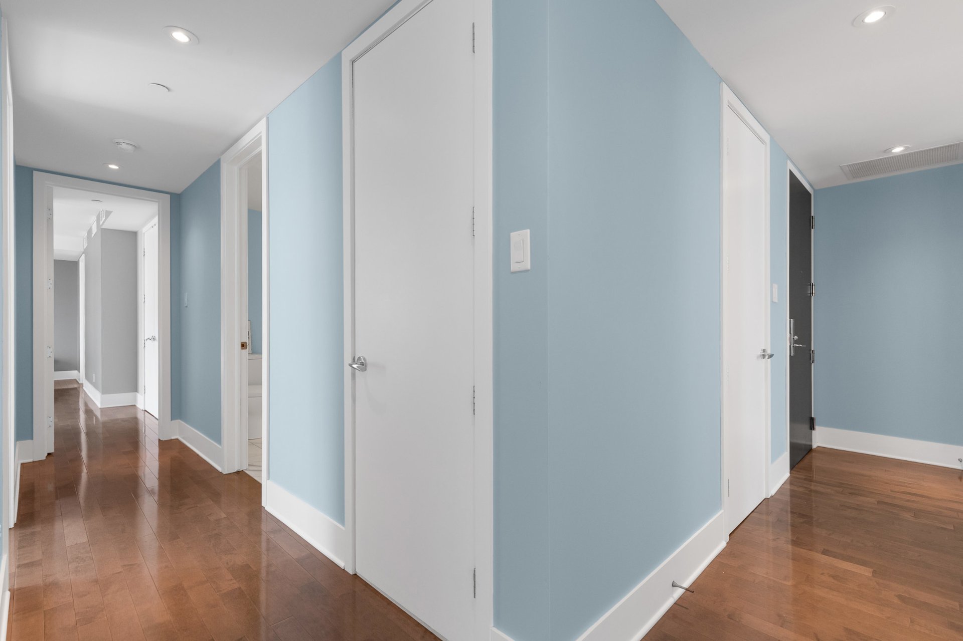 Photo - Hallway