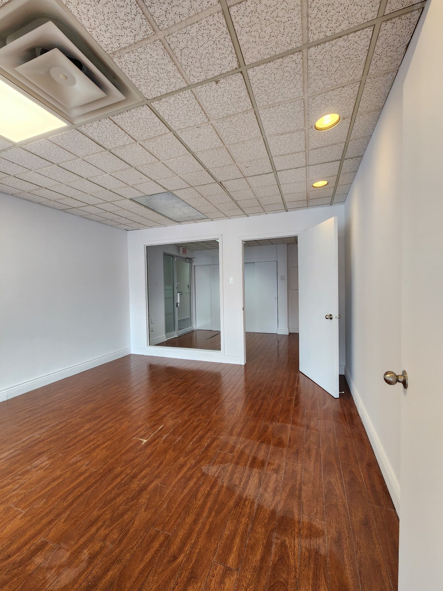 Photo - Conference room