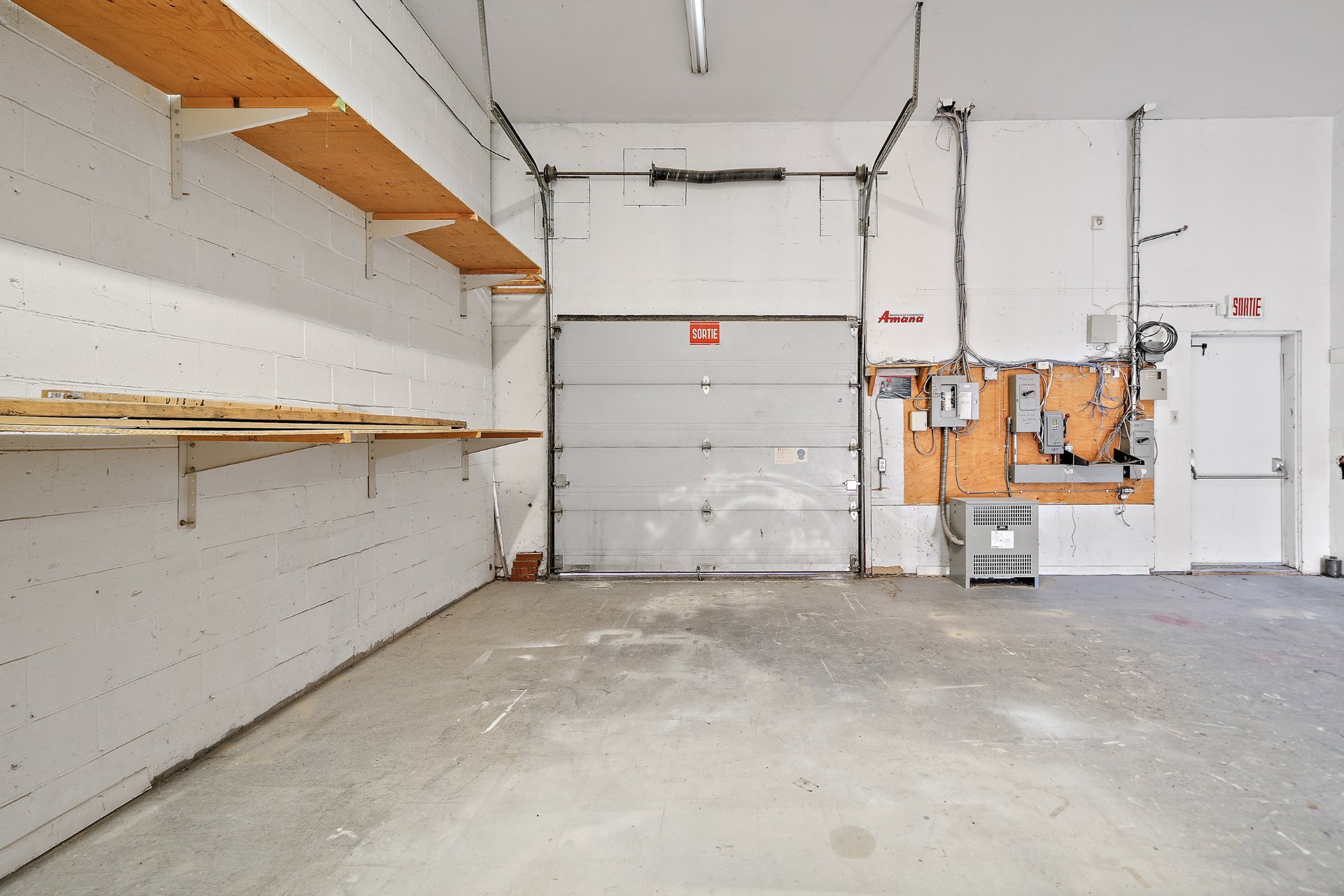 Photo - Warehouse