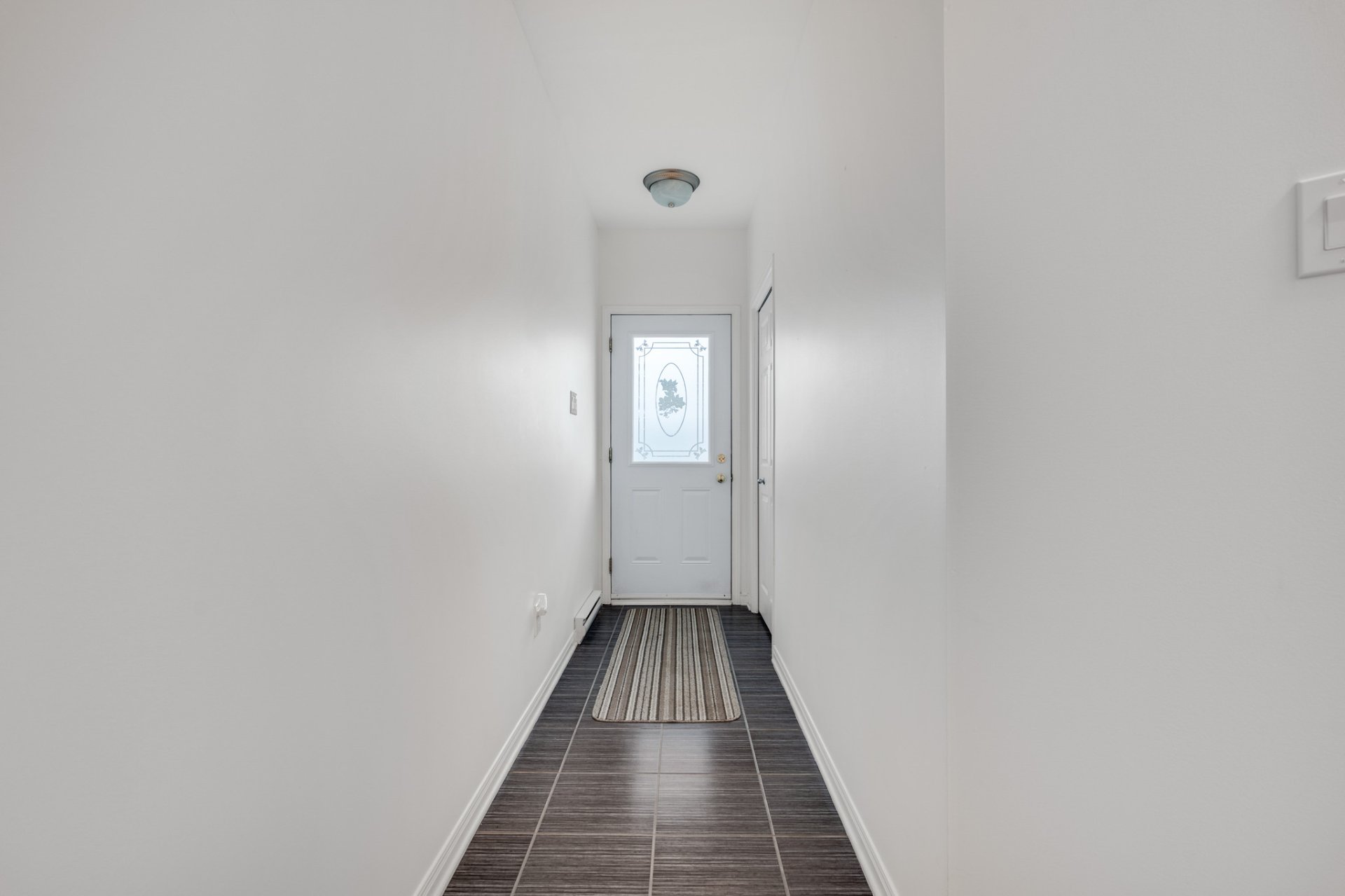 Photo - Hallway