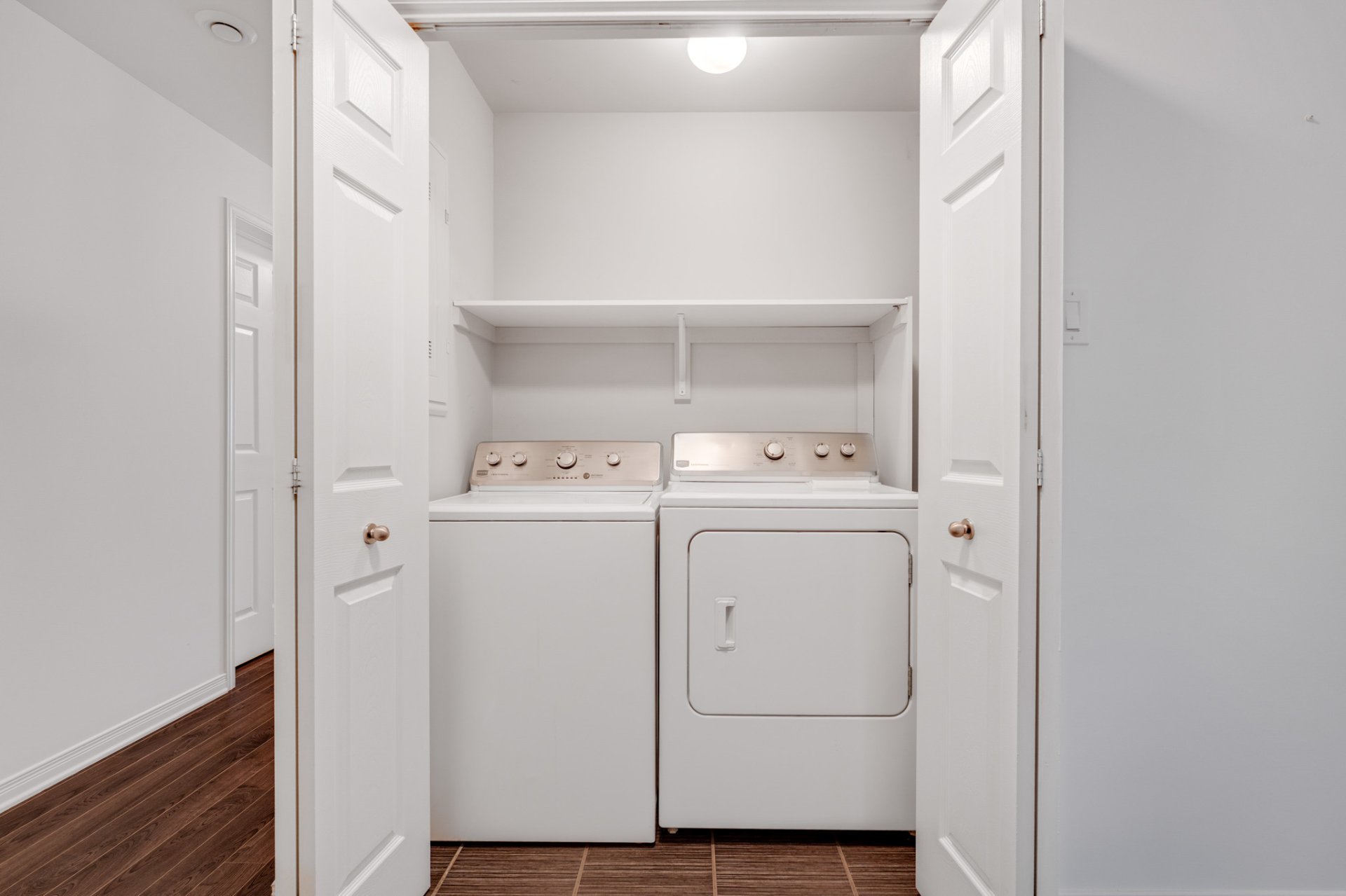 Photo - Laundry room