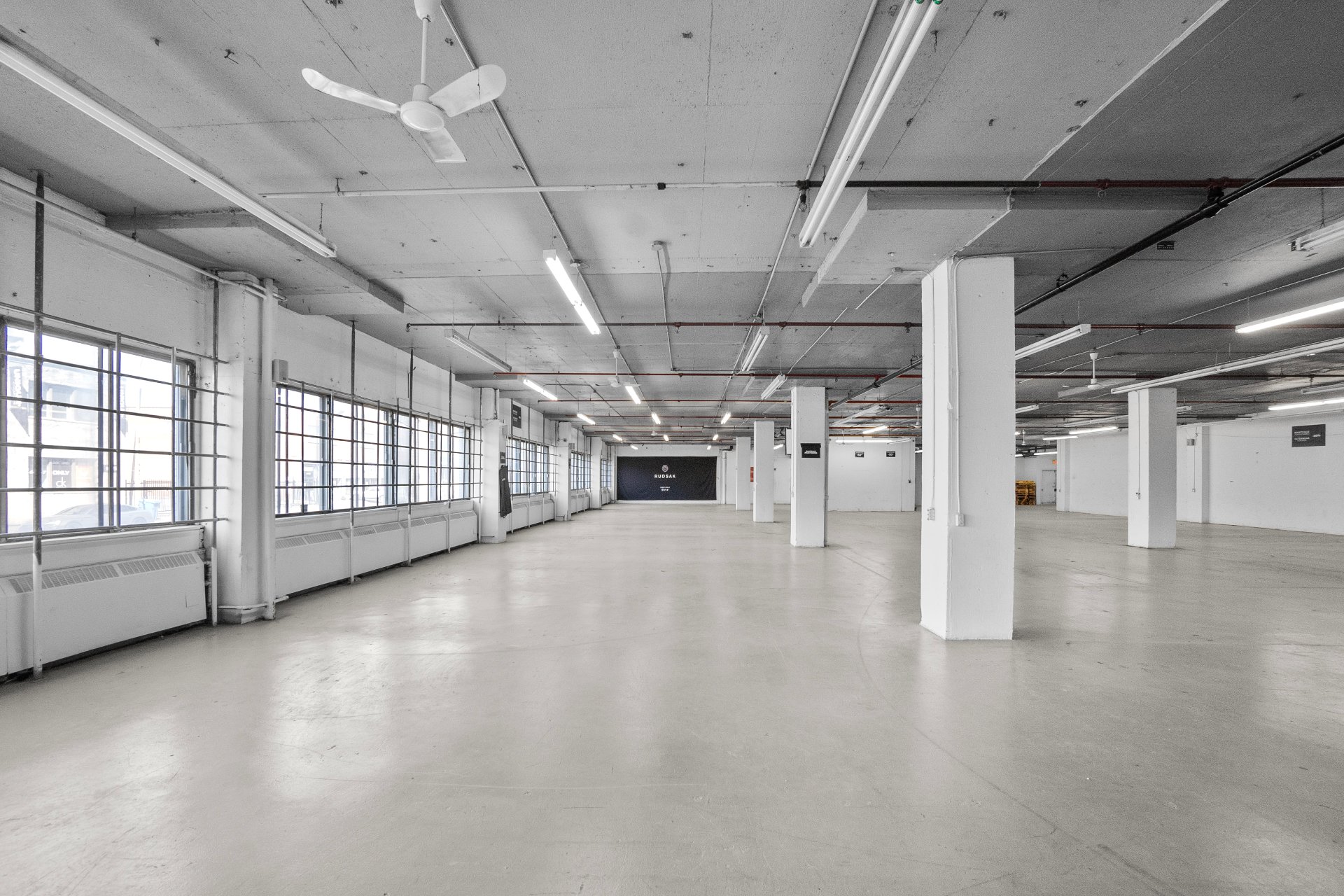 Photo - Interior