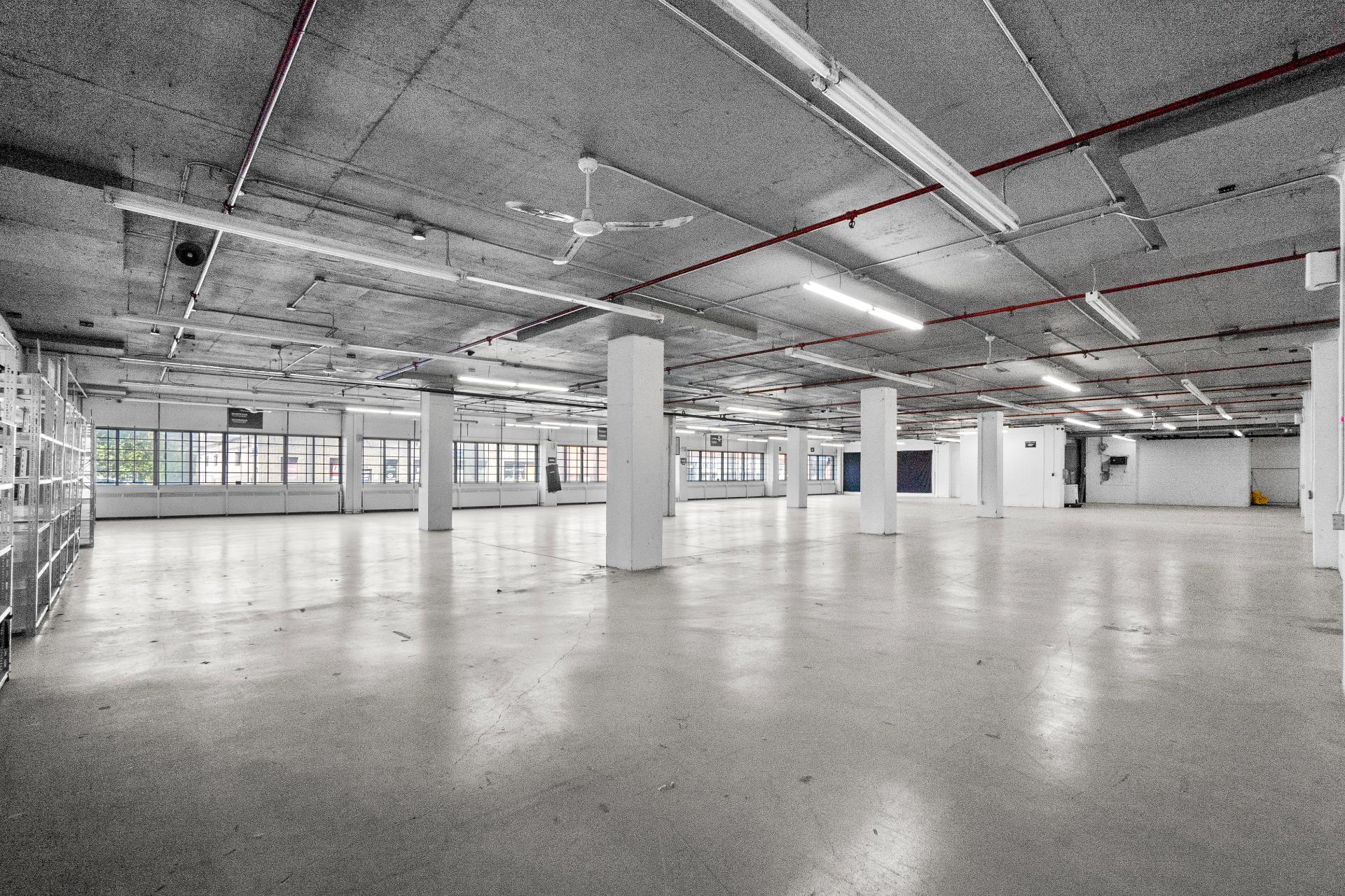 Photo - Interior