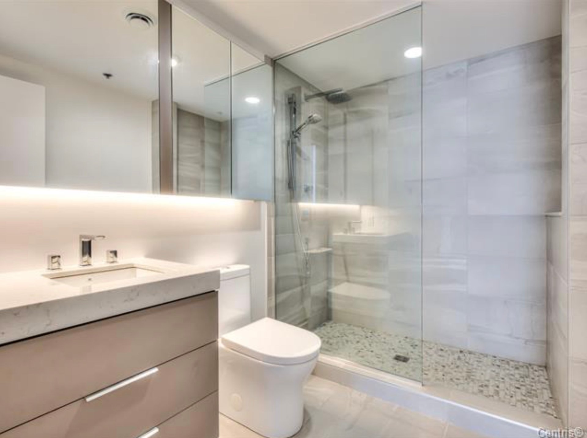 Photo - Bathroom