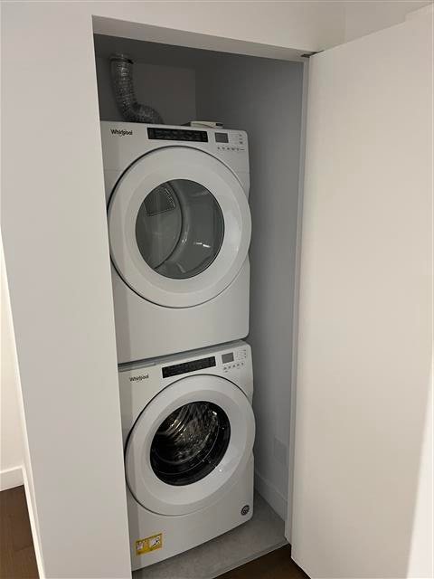 Photo - Laundry room