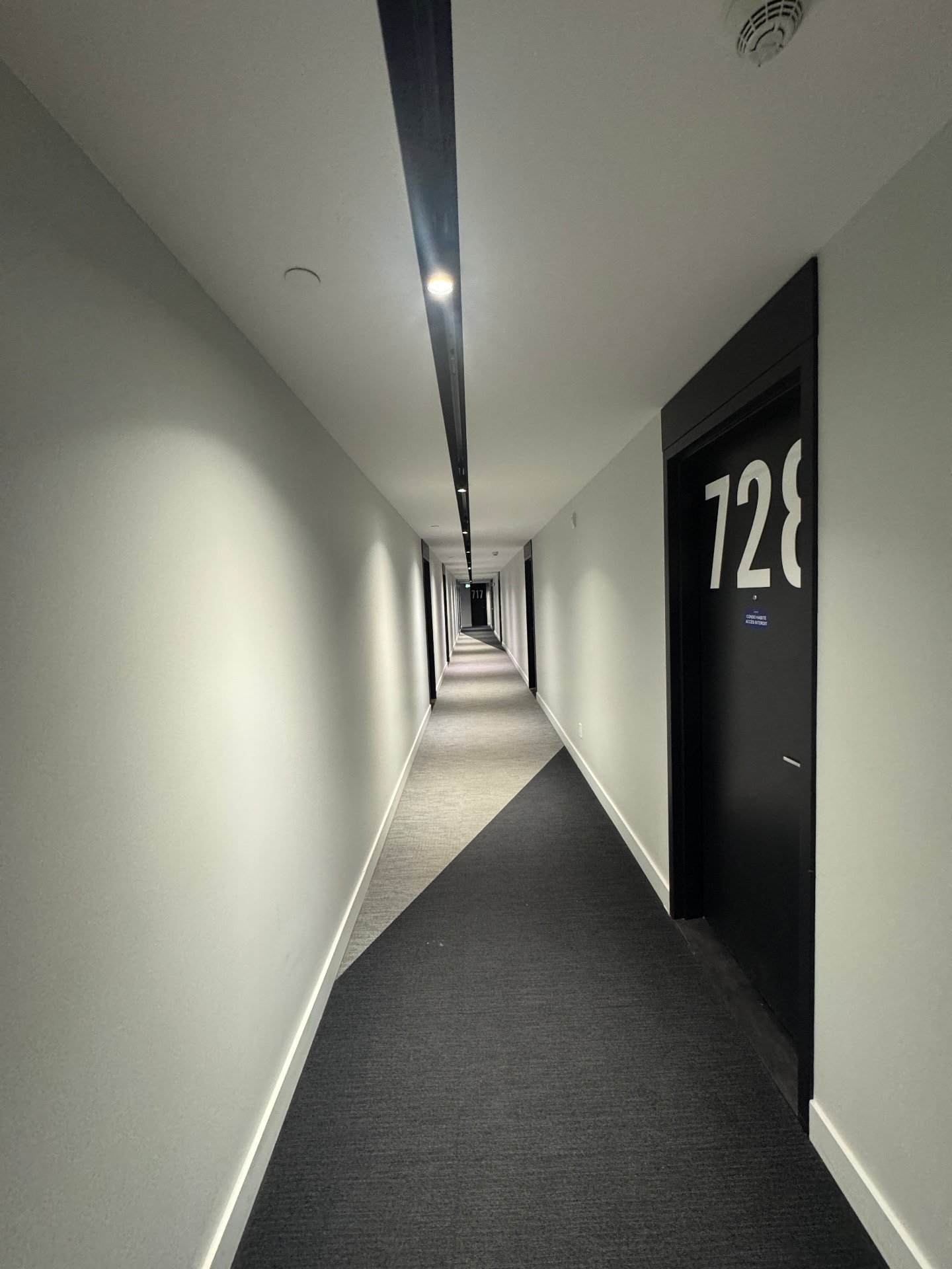 Photo - Hallway