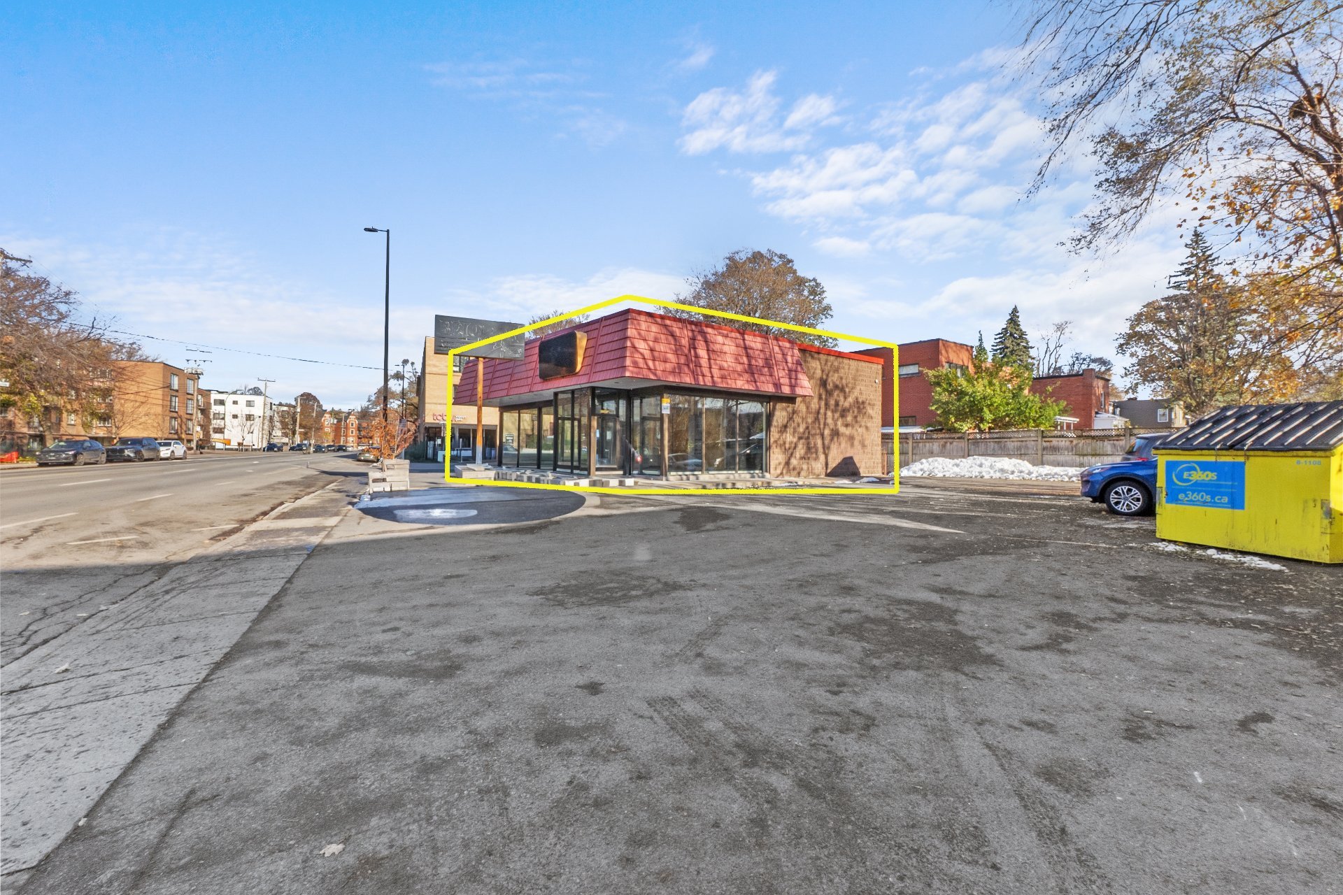 Photo - Frontage