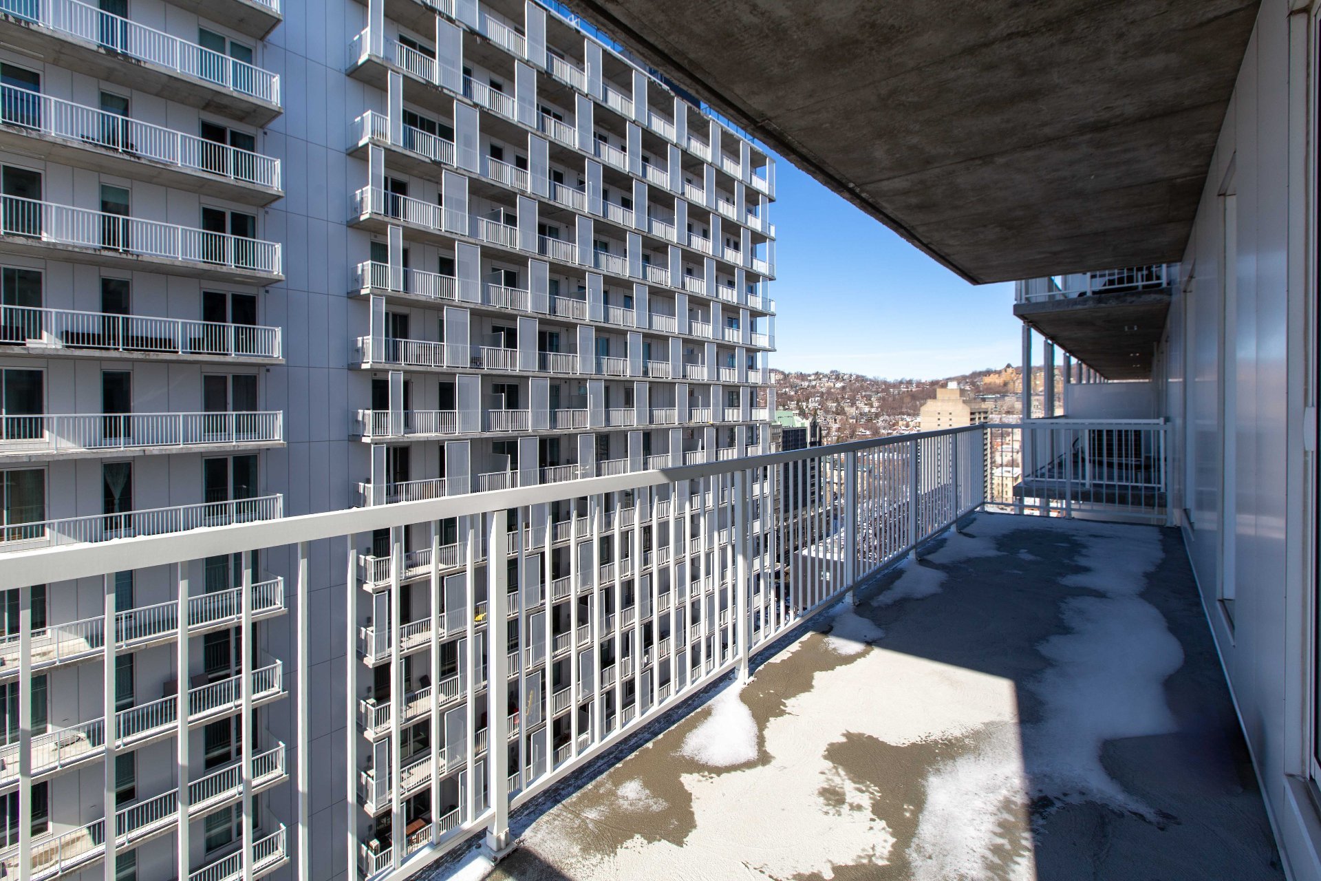 Photo - Balcon