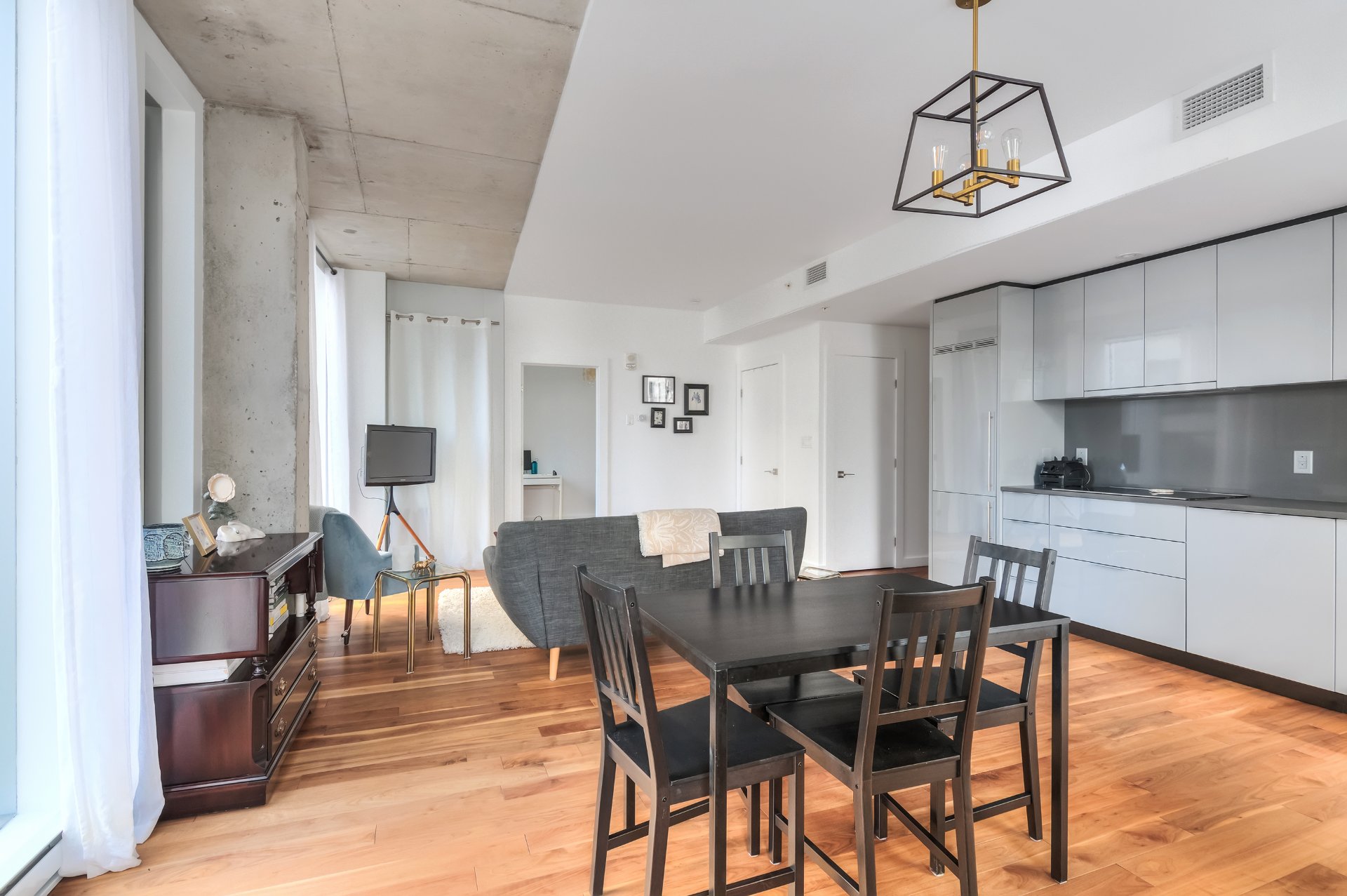 Photo - Salle à manger