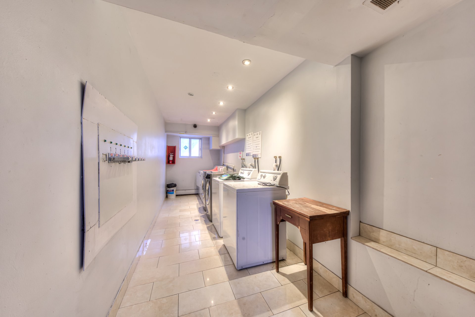 Photo - Laundry room