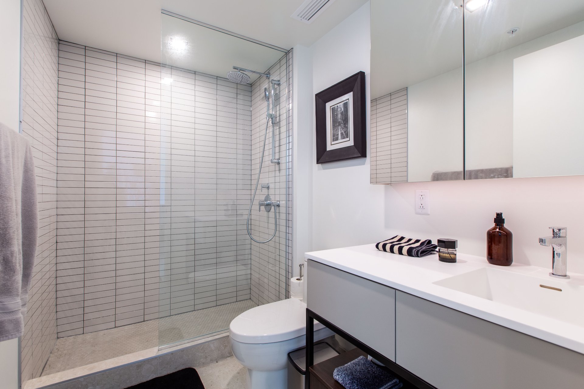Photo - Bathroom