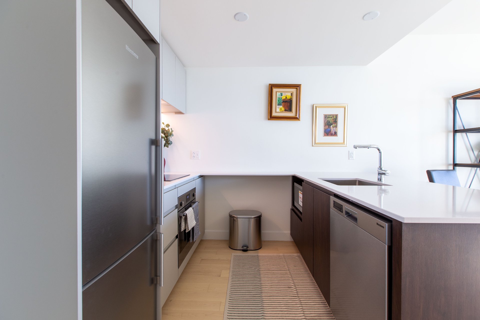 Photo - Kitchen