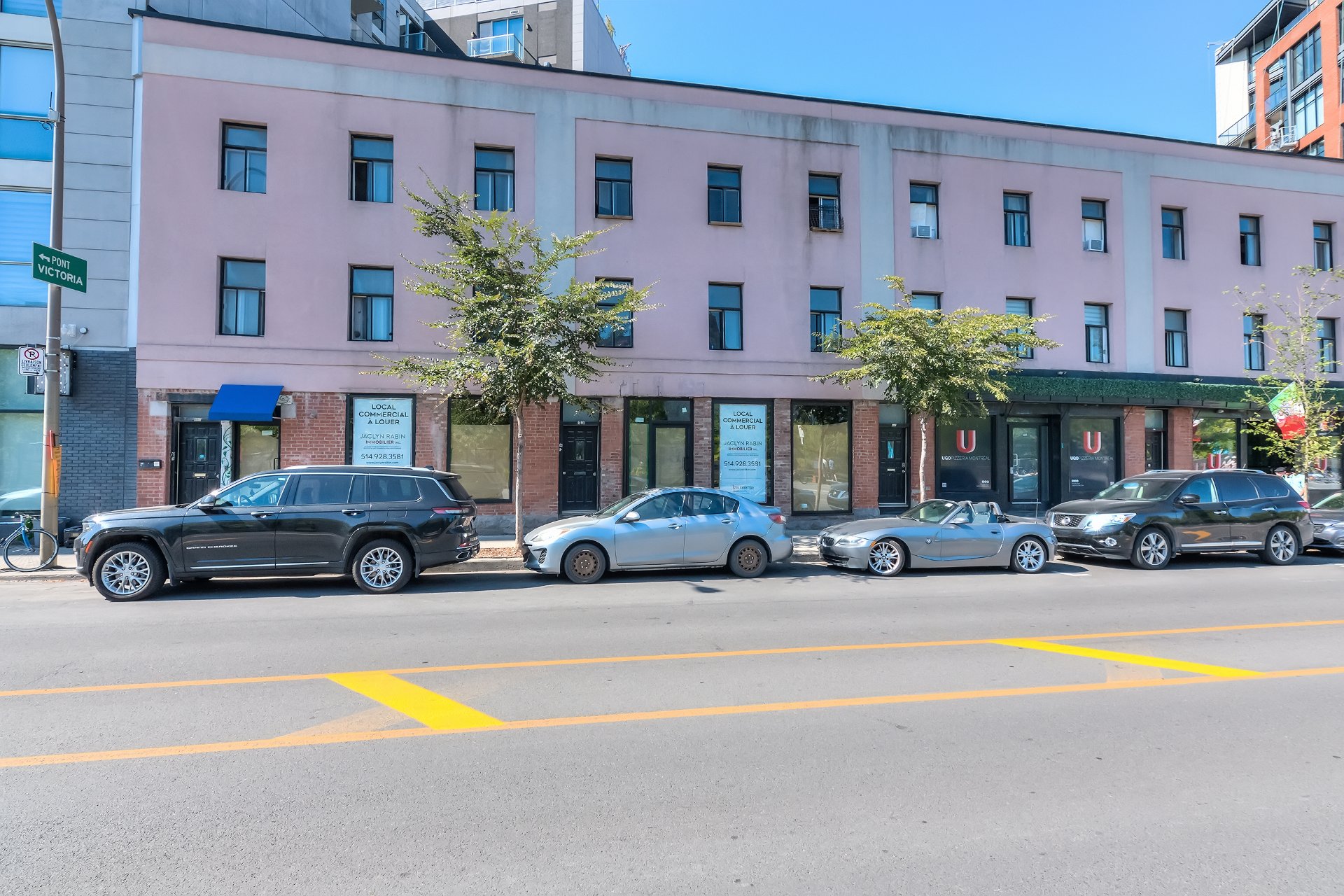 Photo - Exterior