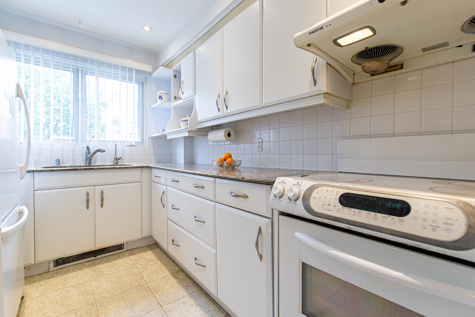Photo - Kitchen