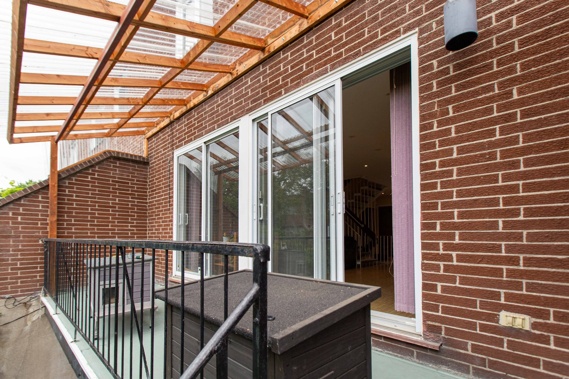 Photo - Balcony