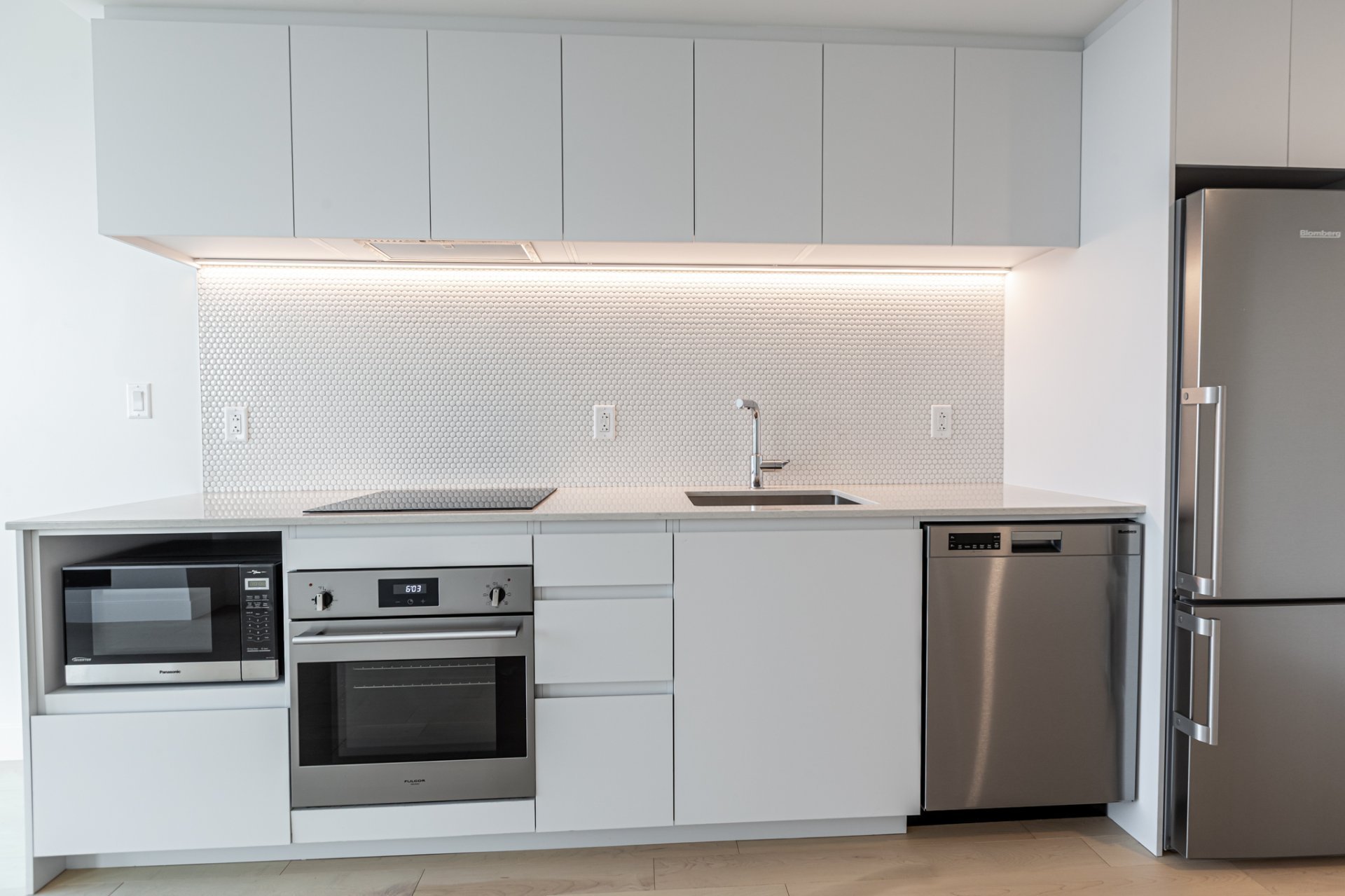 Photo - Kitchen