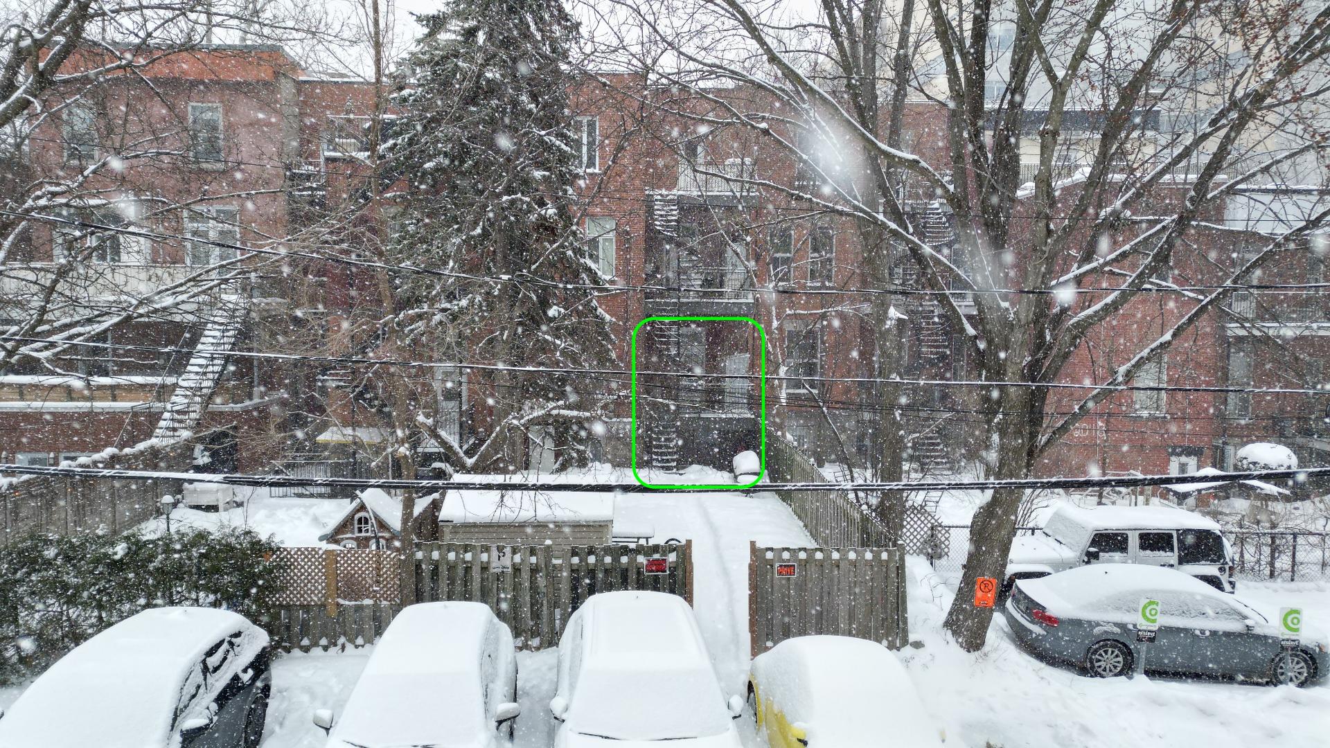 Photo - Stationnement