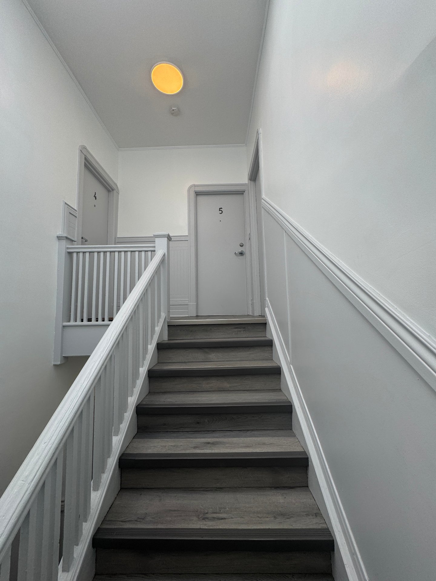 Photo - Escalier