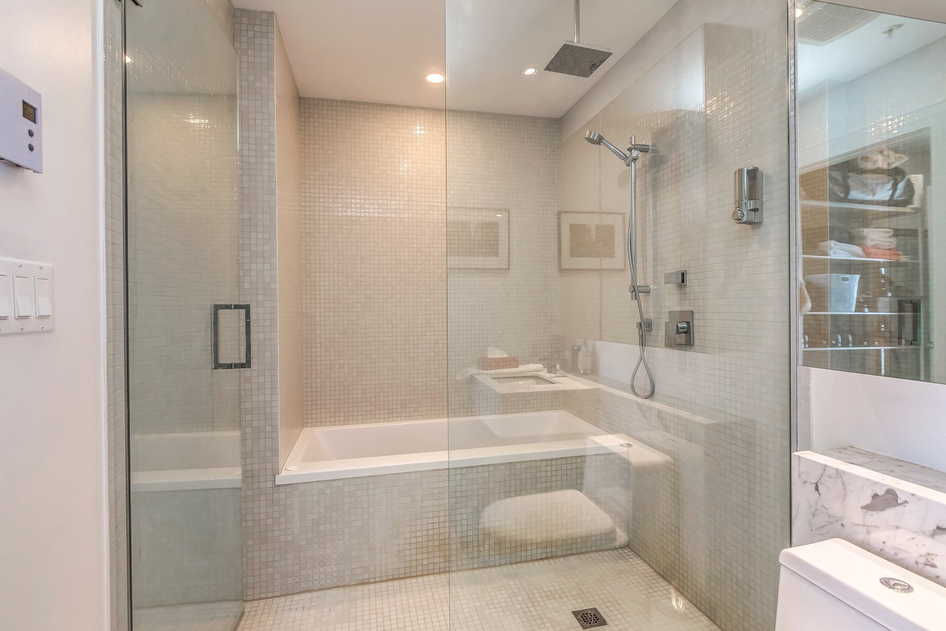 Photo - Ensuite bathroom