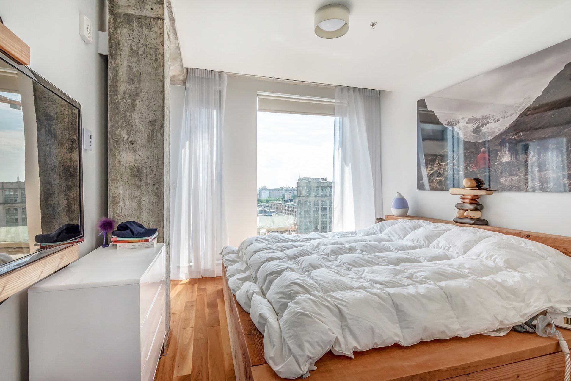 Photo - Primary bedroom
