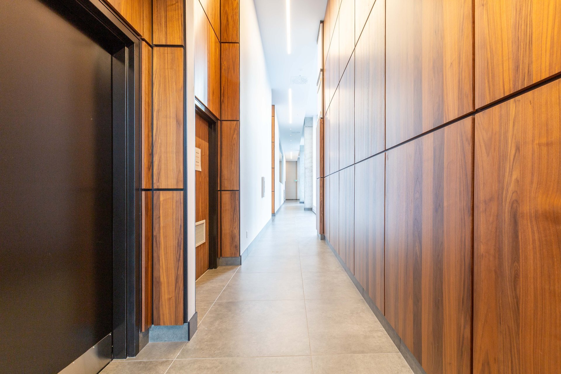 Photo - Hallway