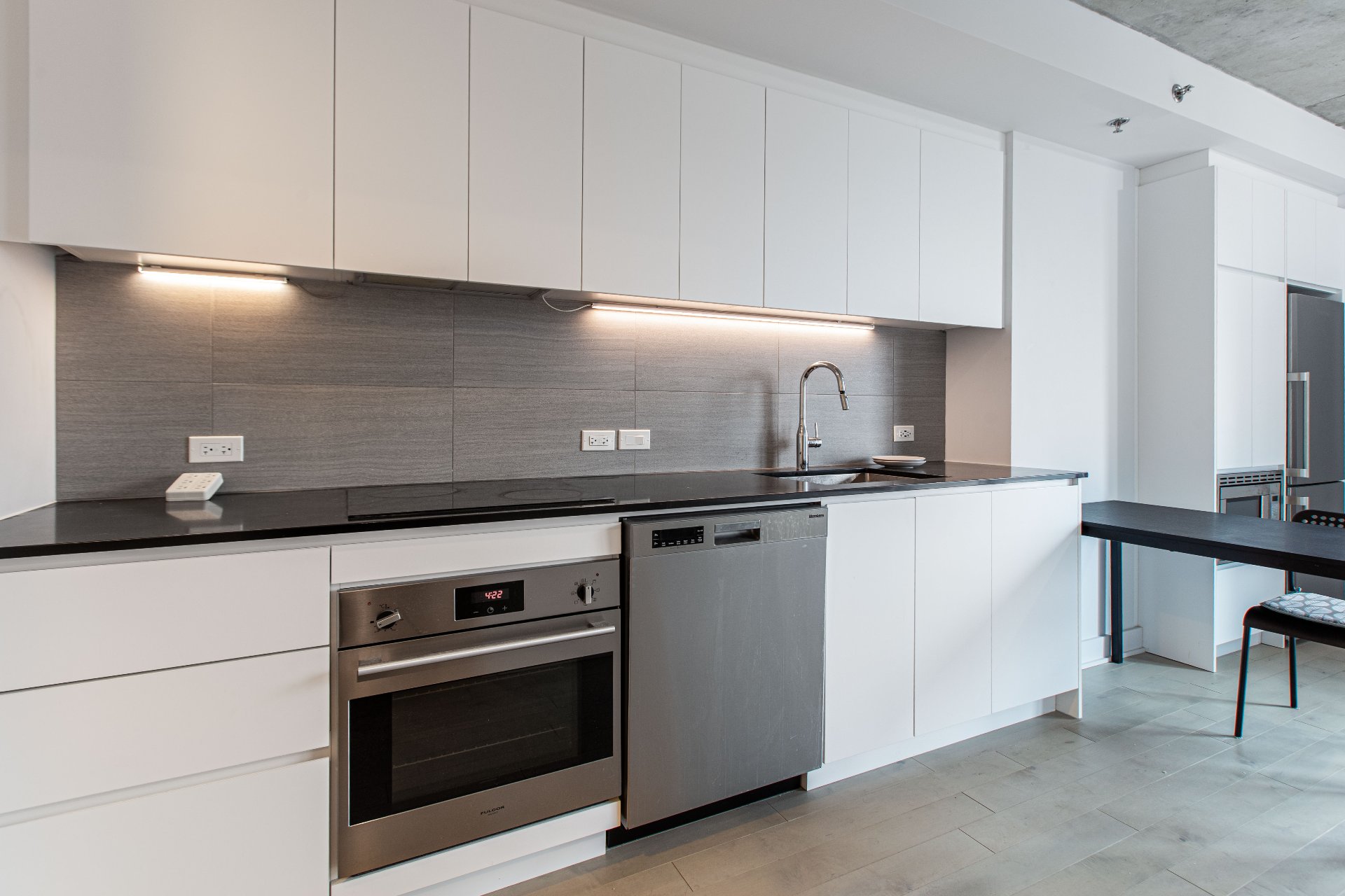 Photo - Kitchen