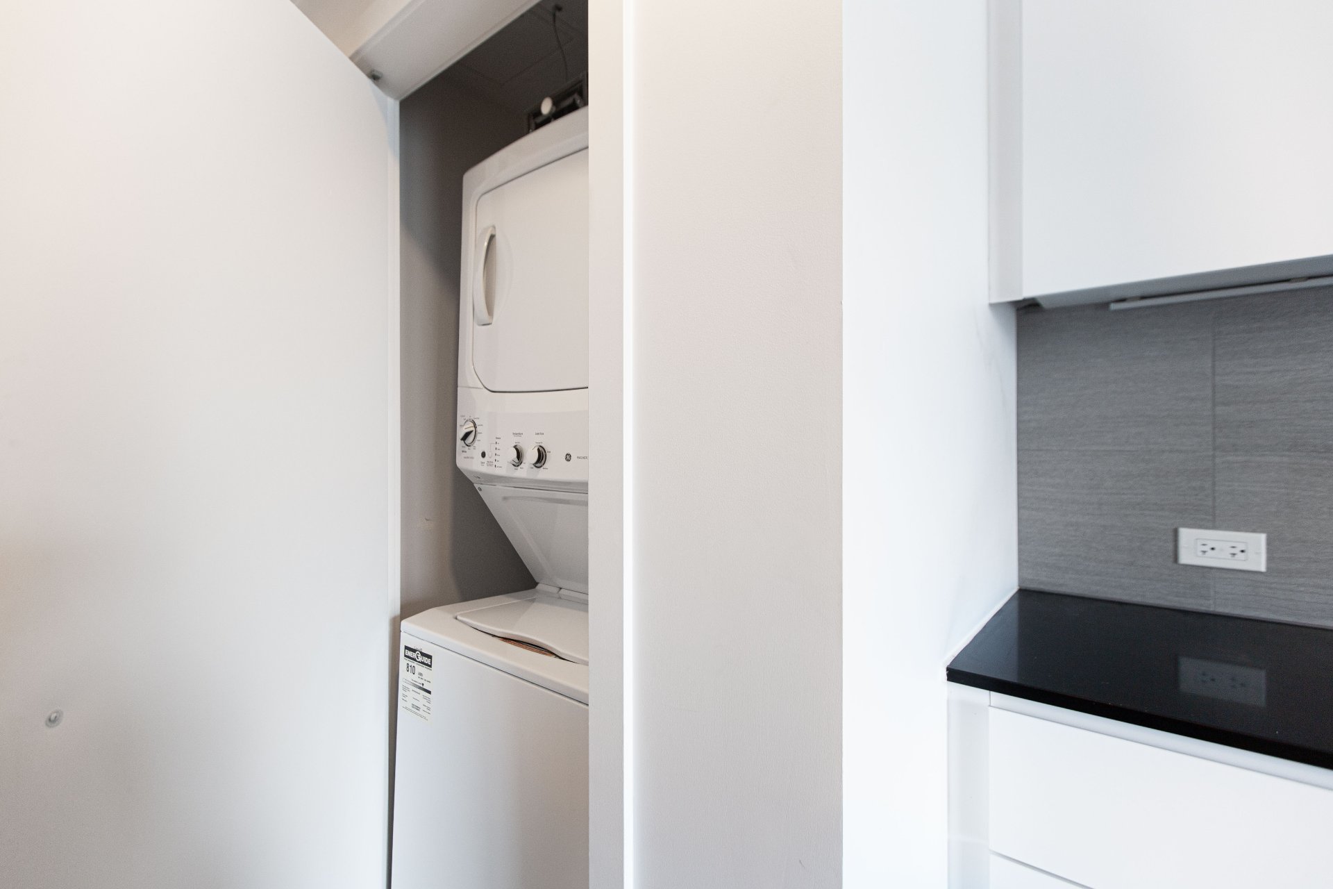 Photo - Laundry room