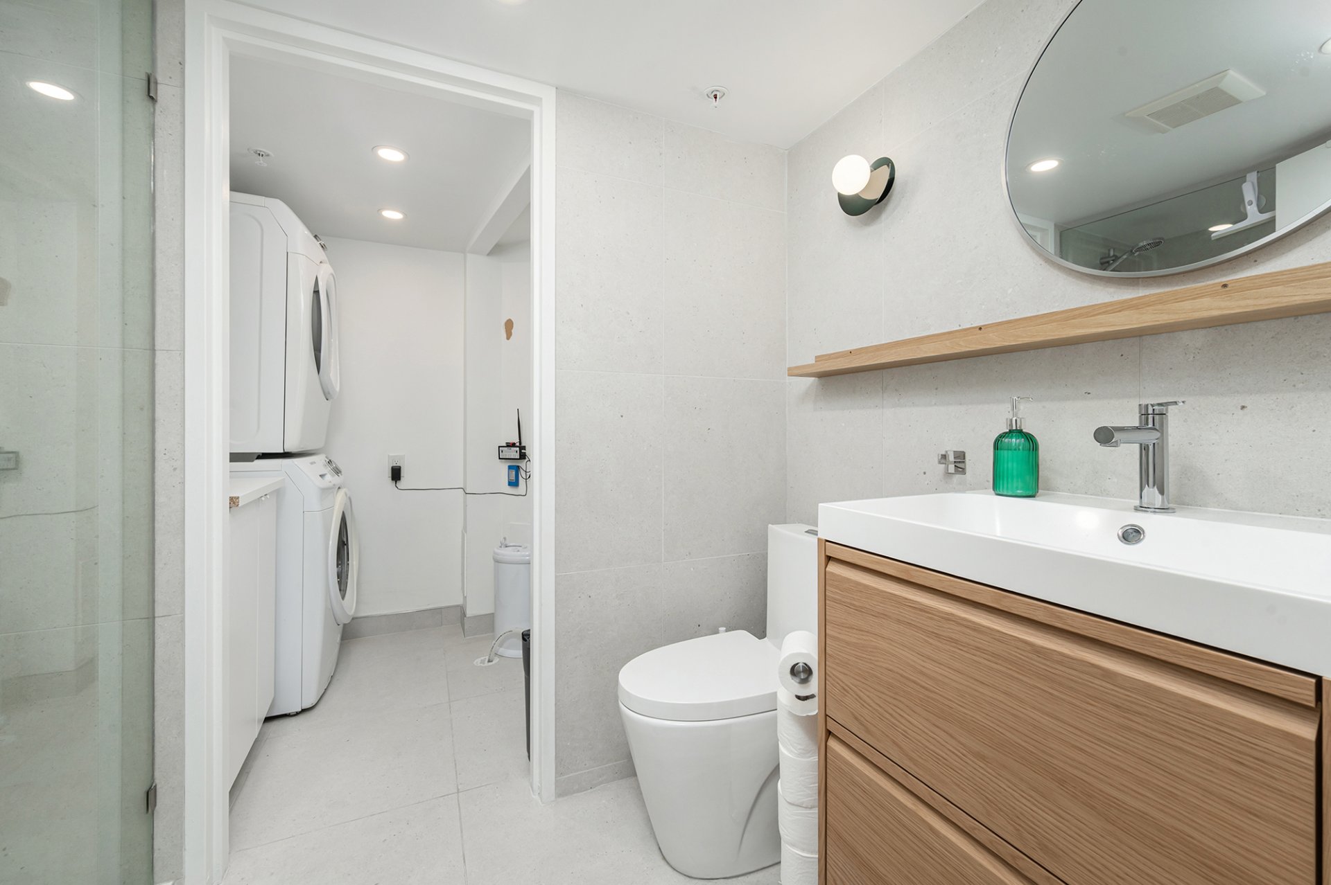 Photo - Bathroom
