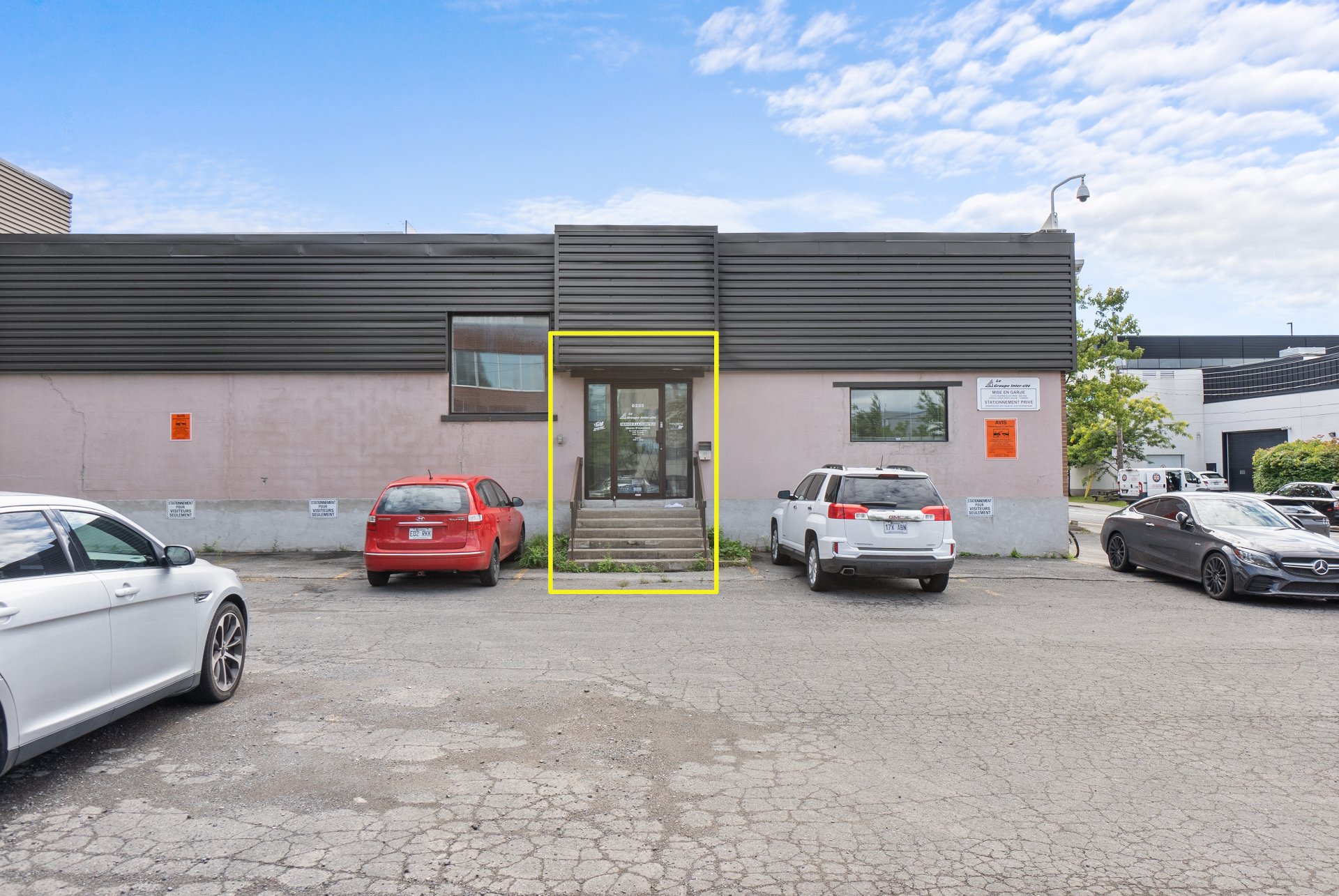 Photo - Exterior entrance