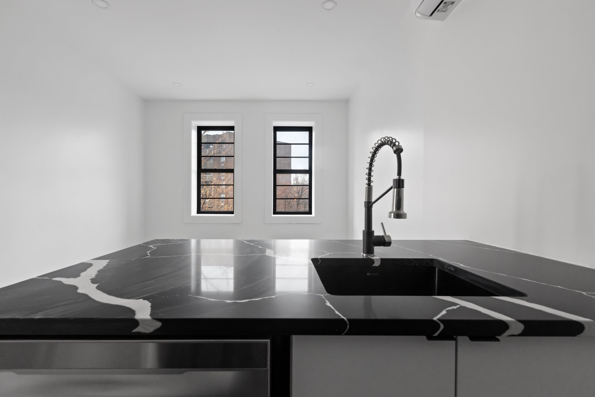 Photo - Kitchen