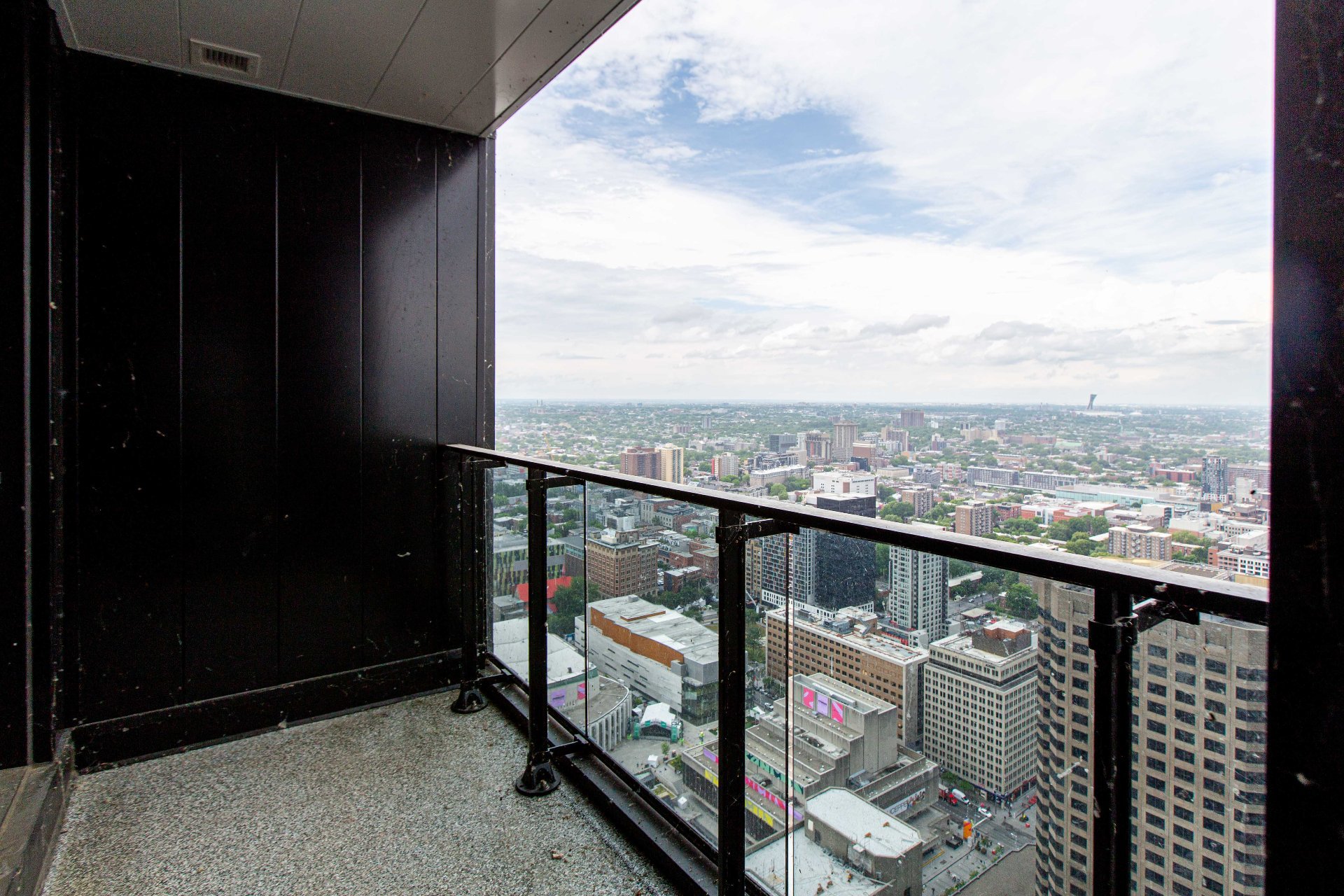 Photo - Balcony