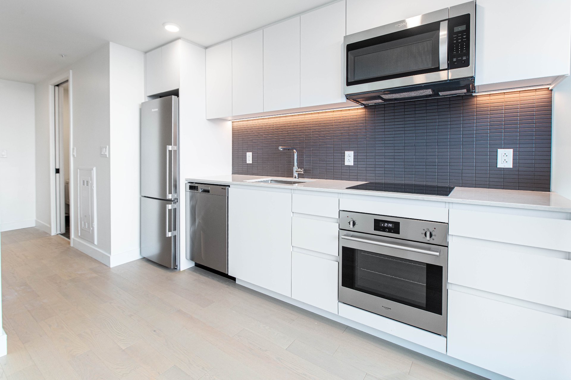 Photo - Kitchen