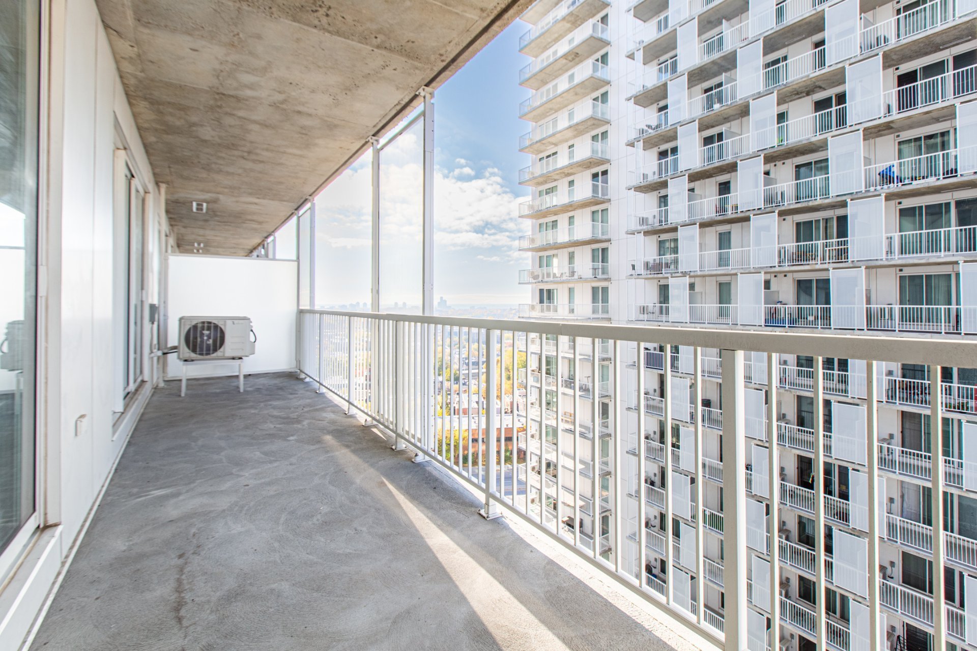 Photo - Balcon